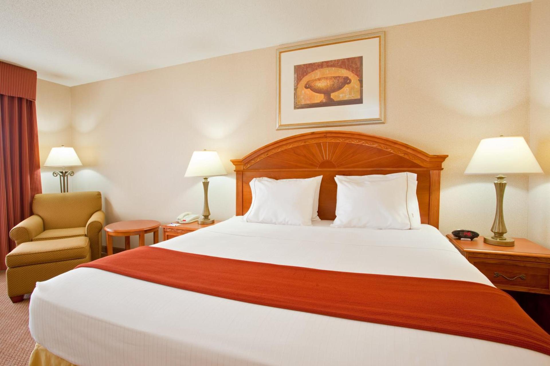 Holiday Inn Express Hotel & Suites Logansport by IHG photo 37