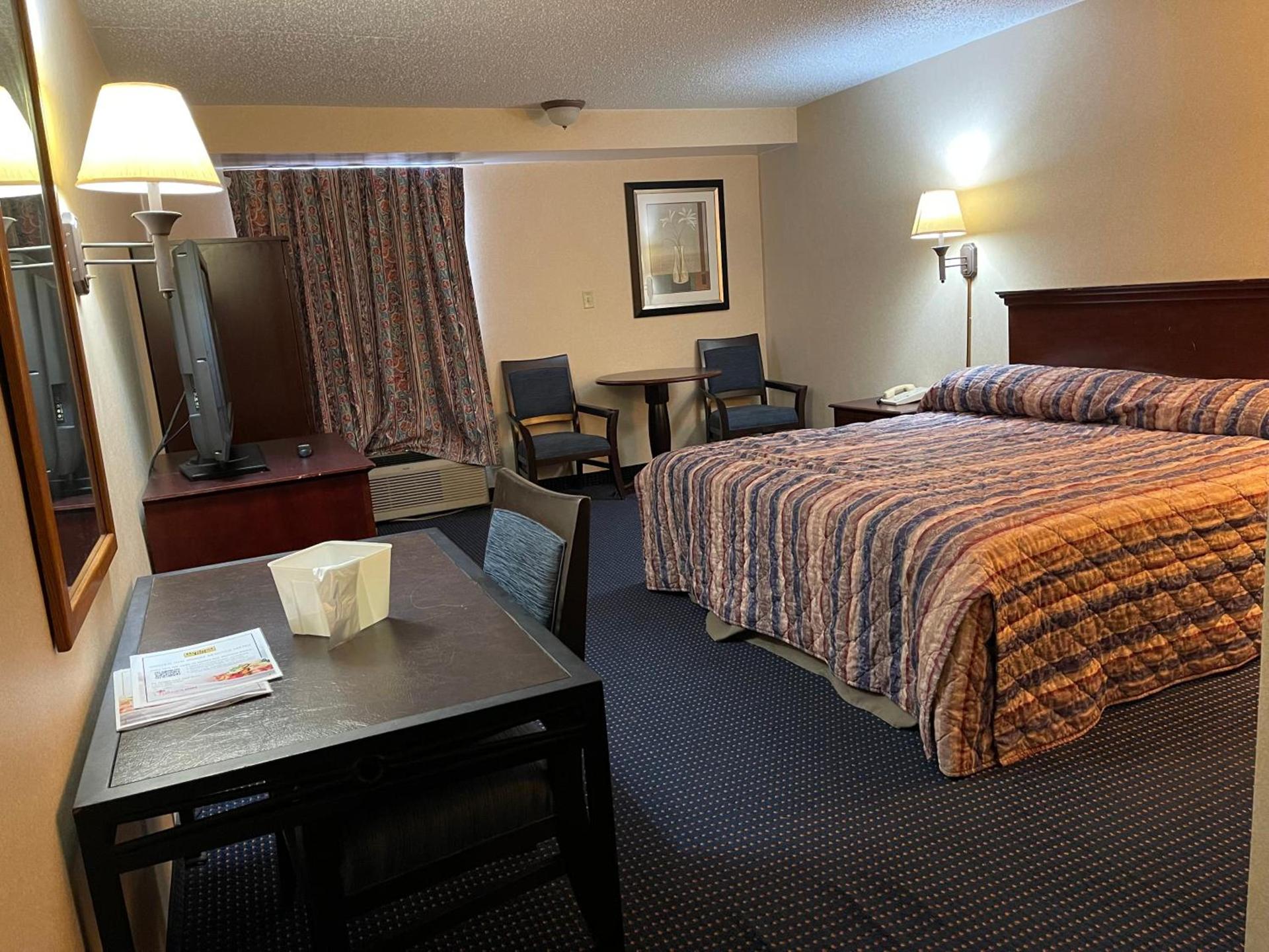 Budget Inn Temple Hills photo 27