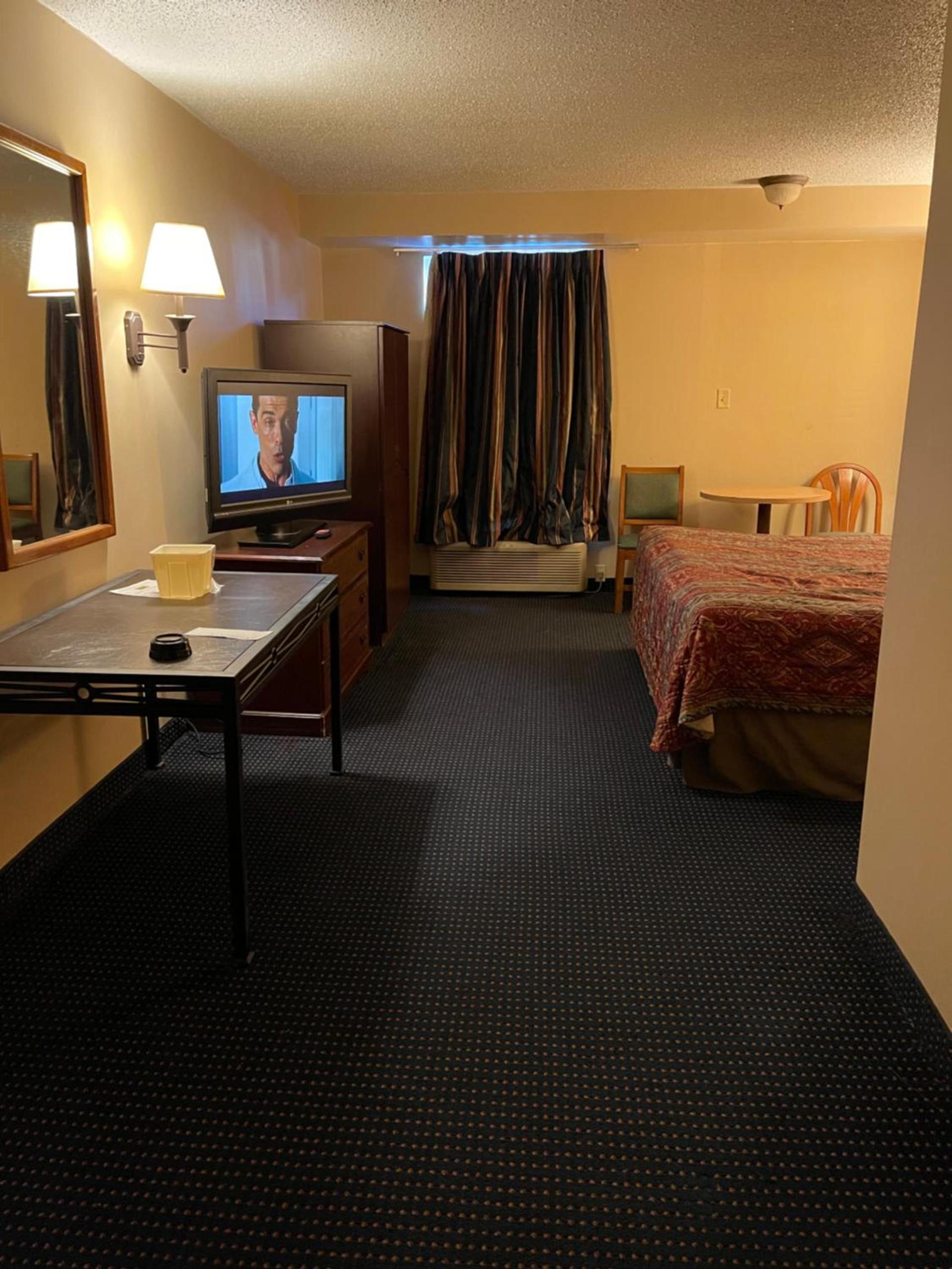 Budget Inn Temple Hills photo 31