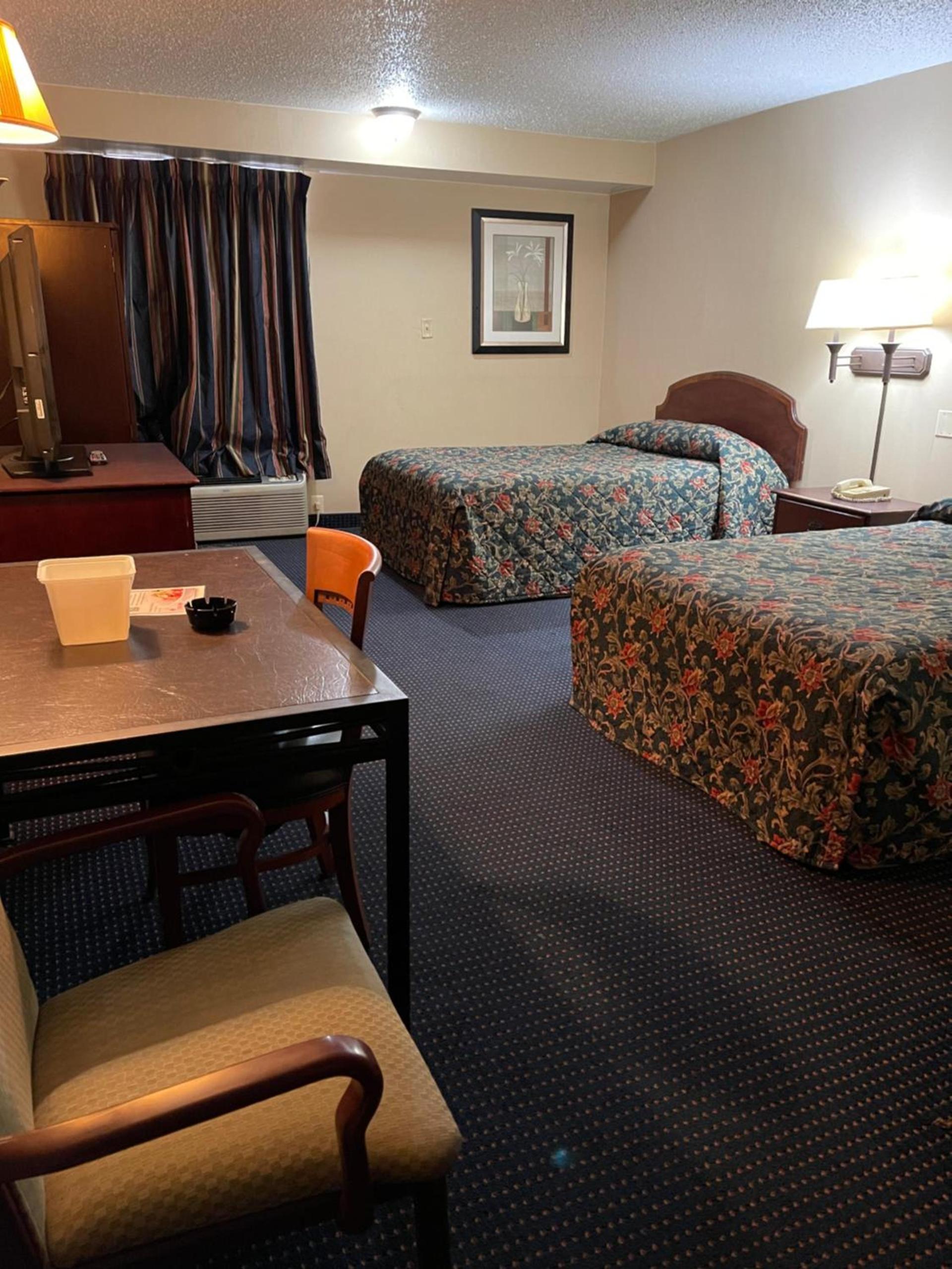 Budget Inn Temple Hills photo 40
