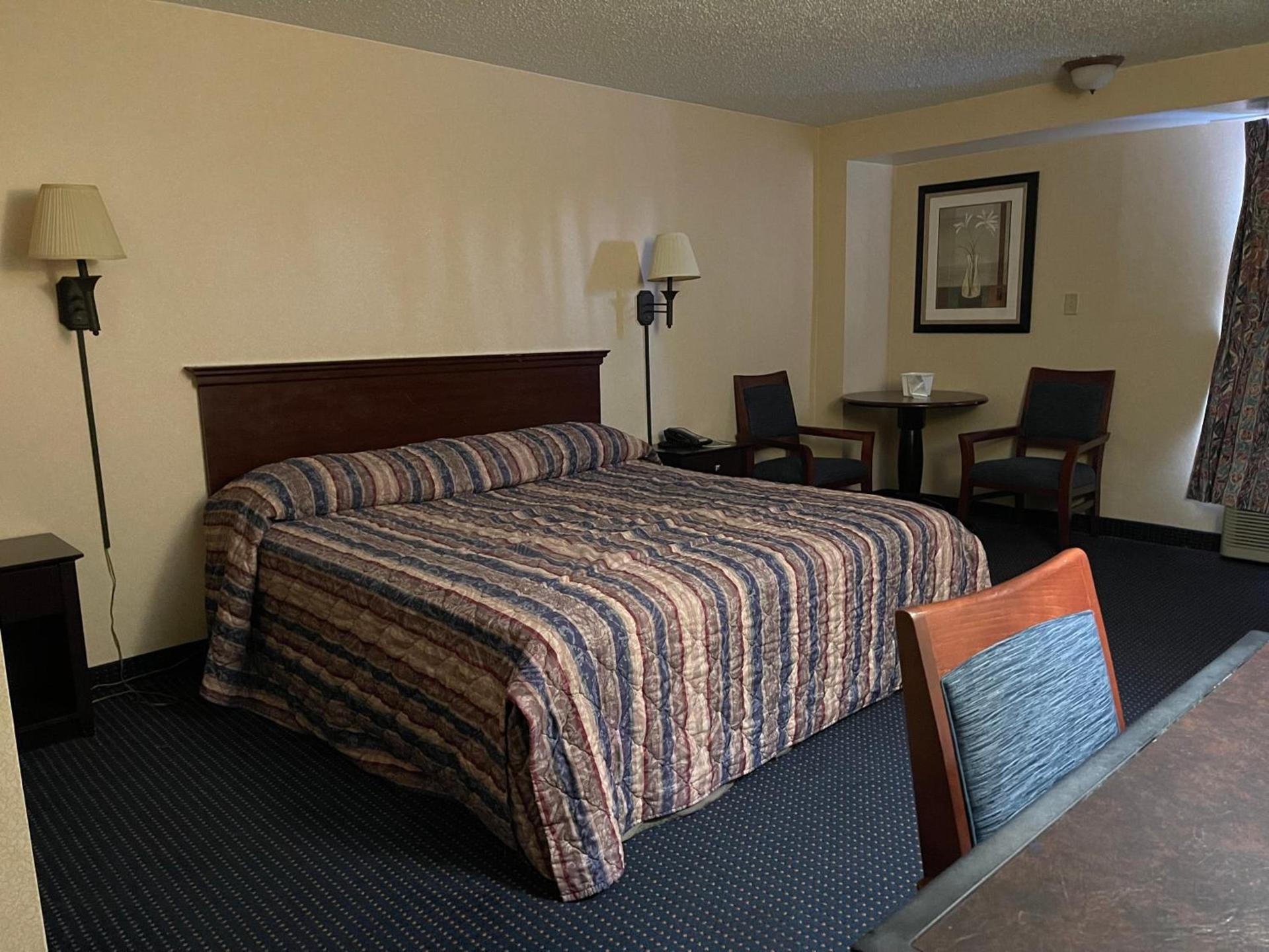 Budget Inn Temple Hills photo 48