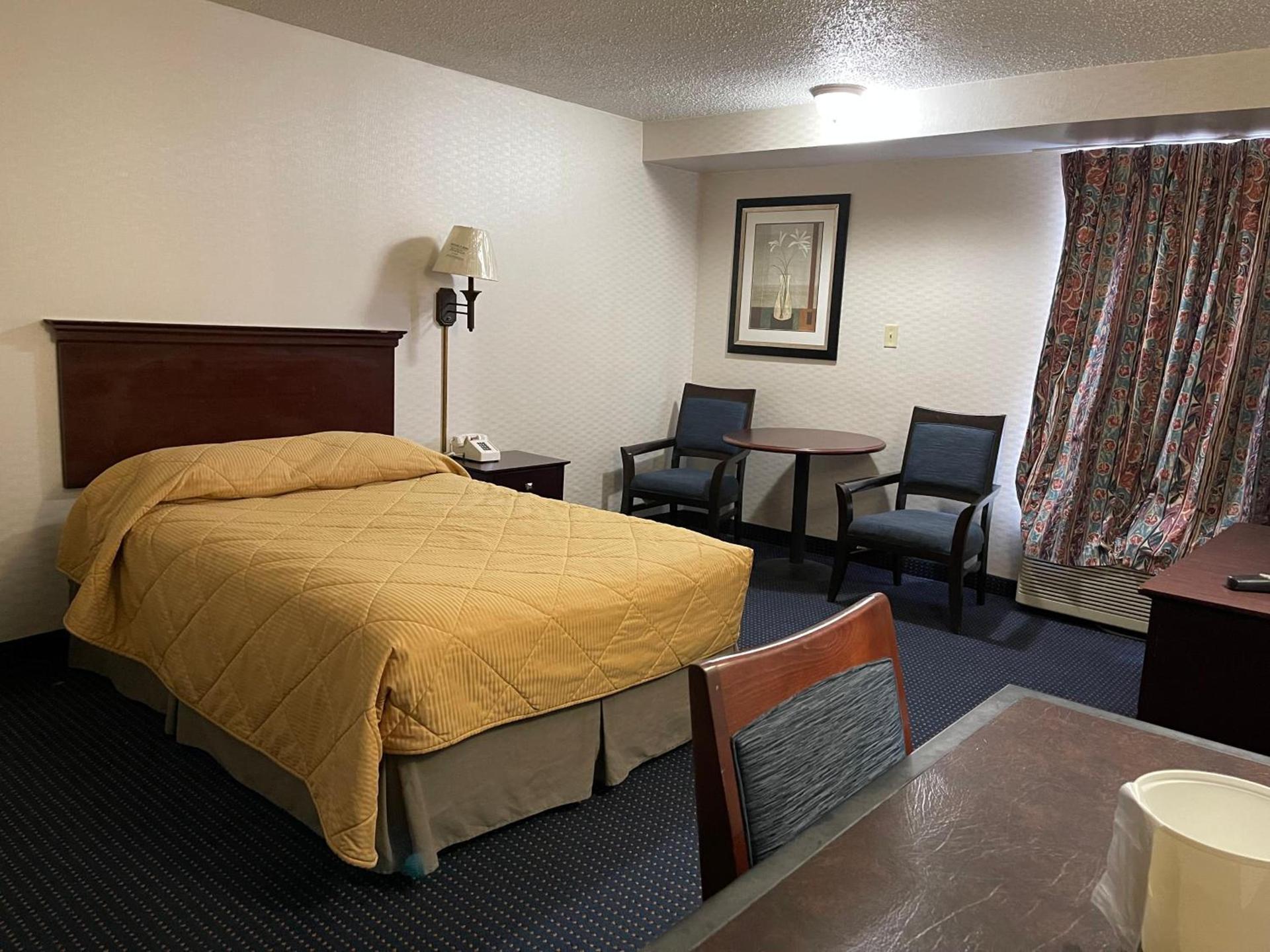 Budget Inn Temple Hills photo 33