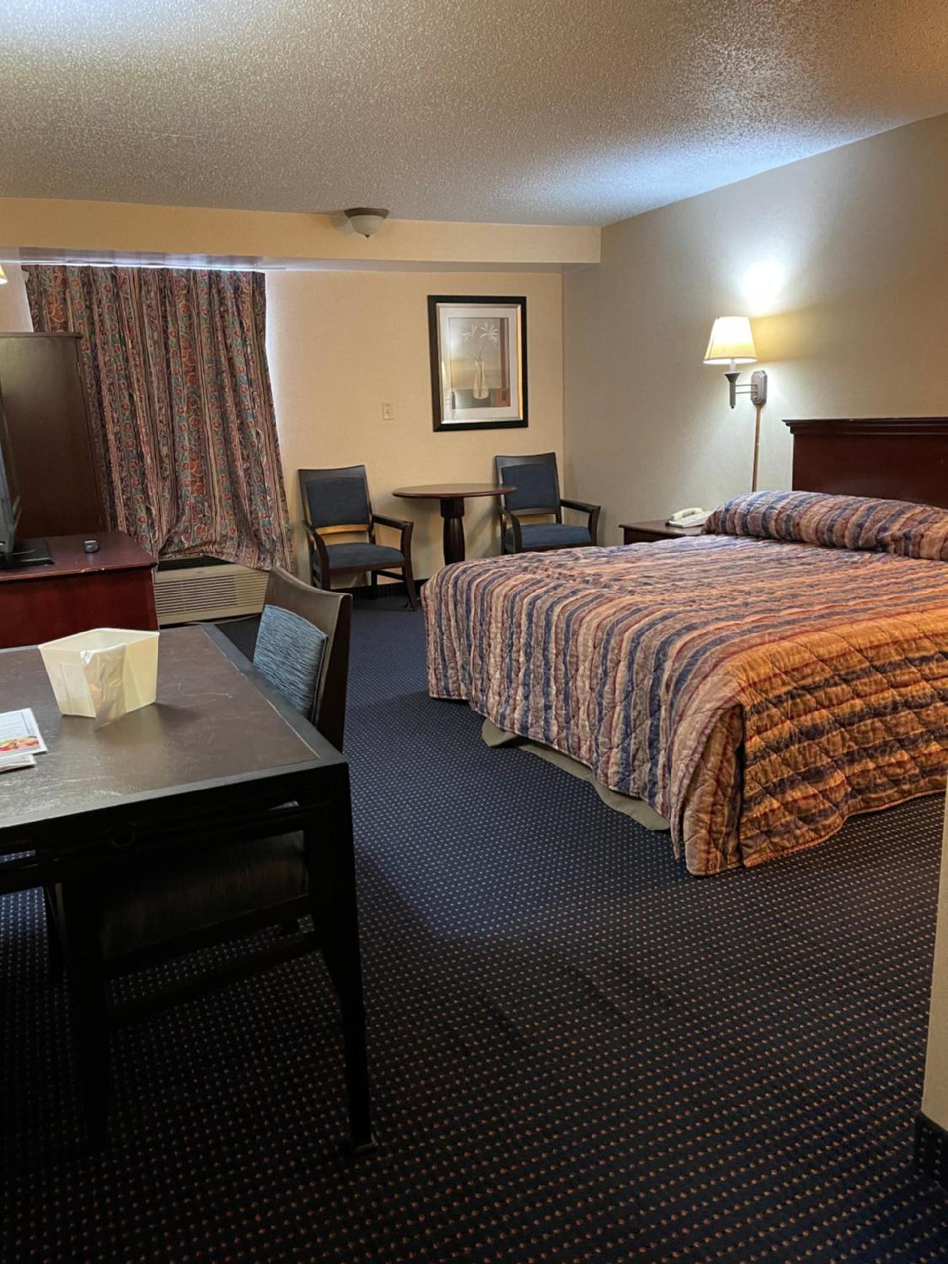 Budget Inn Temple Hills photo 26