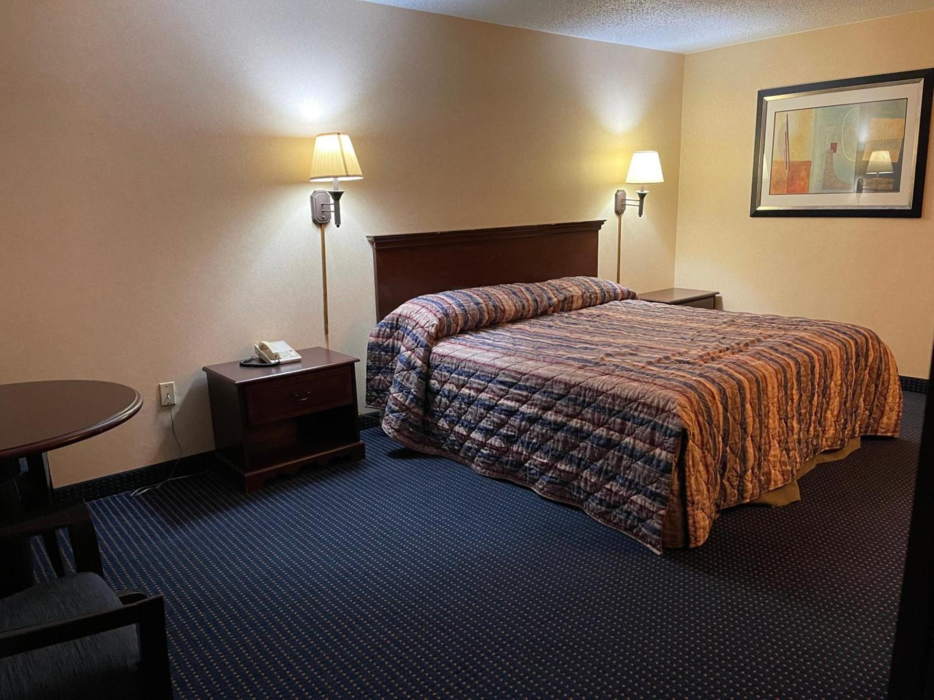 Budget Inn Temple Hills photo 28