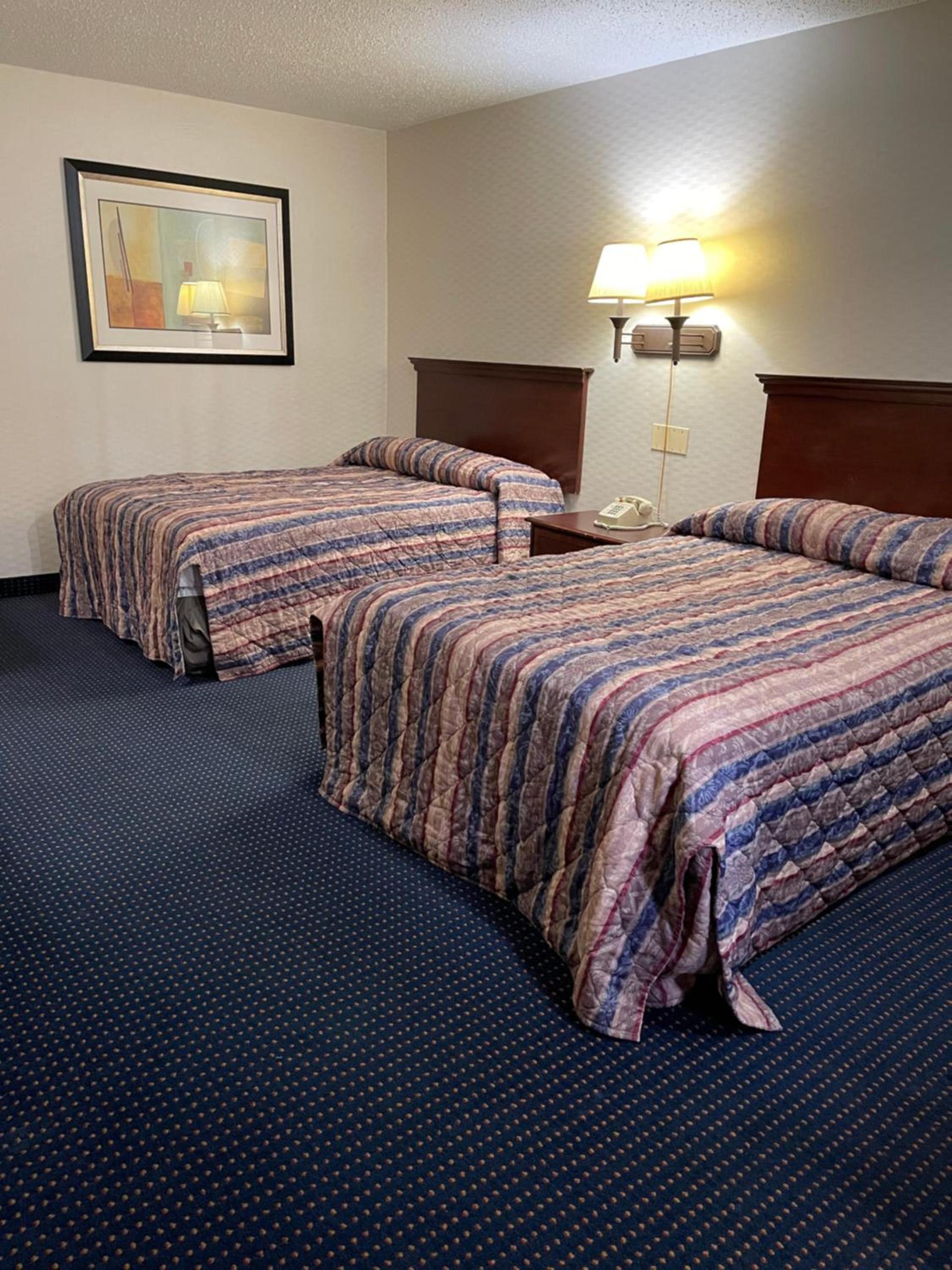 Budget Inn Temple Hills photo 45