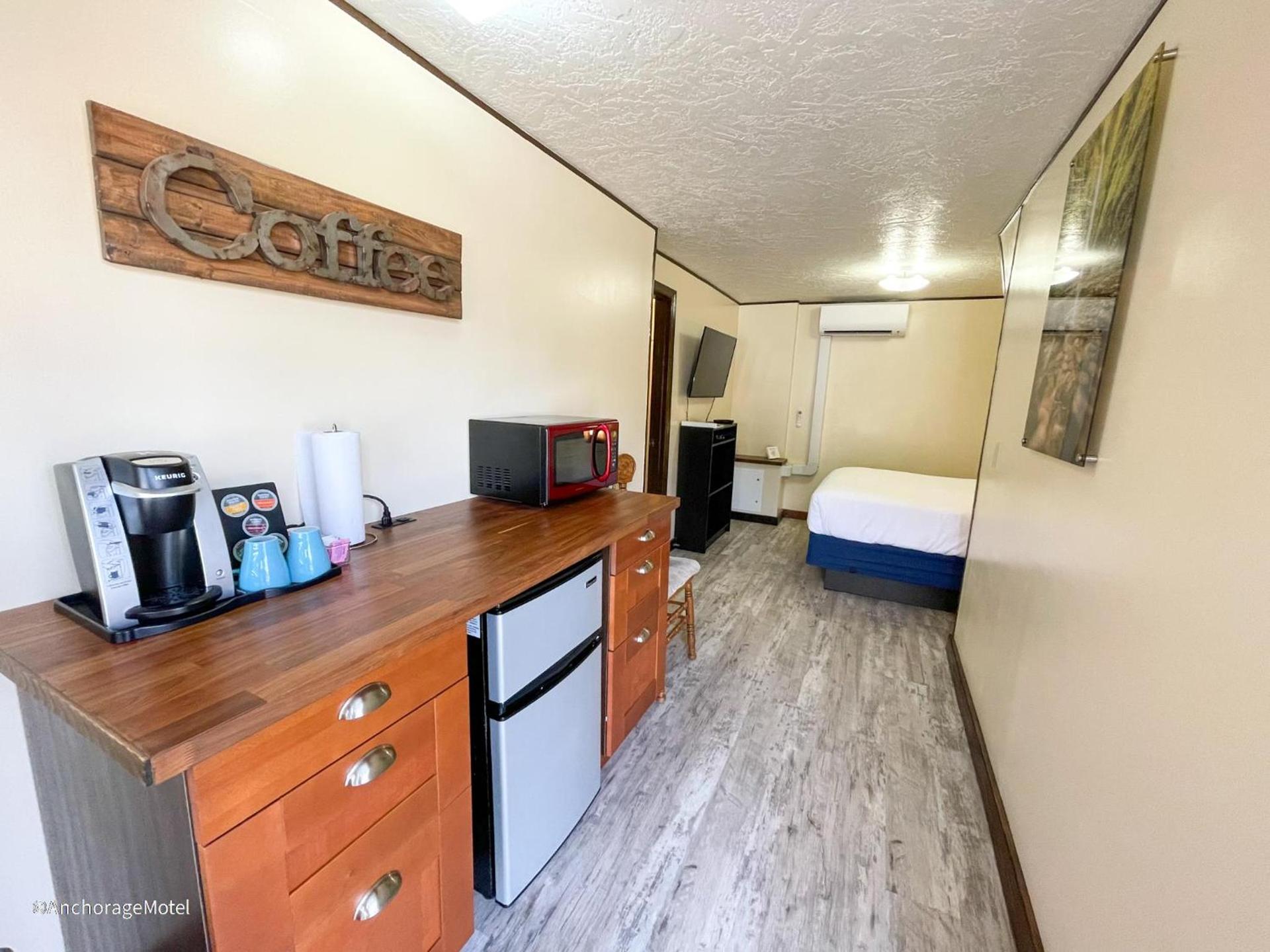 The Anchorage Motel photo 43