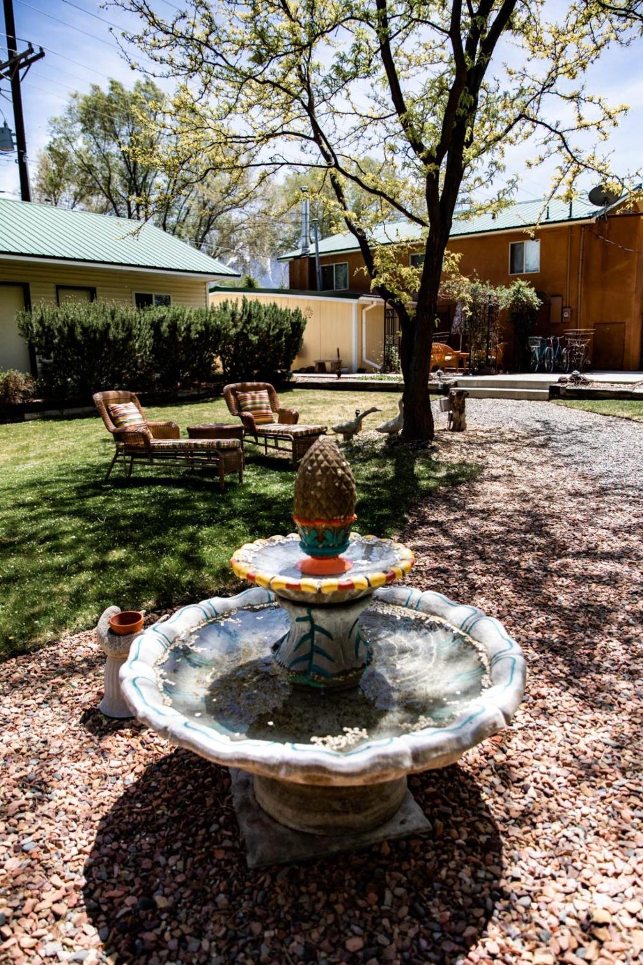 Rocky Mountain Inn photo 5