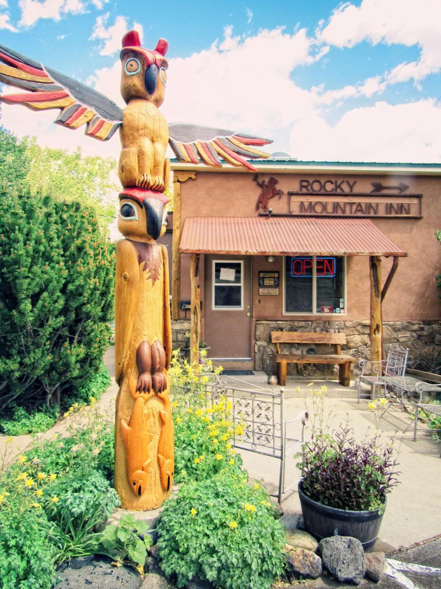 Rocky Mountain Inn photo 3