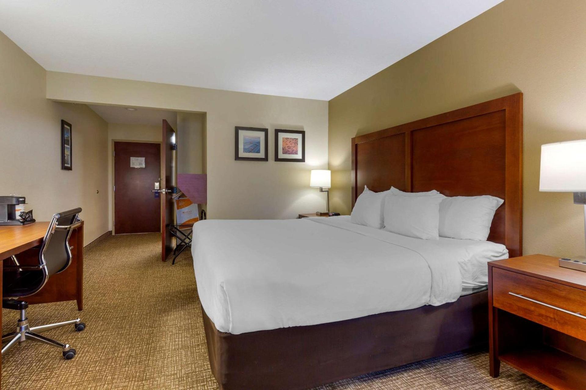Comfort Inn & Suites Cambridge photo 6