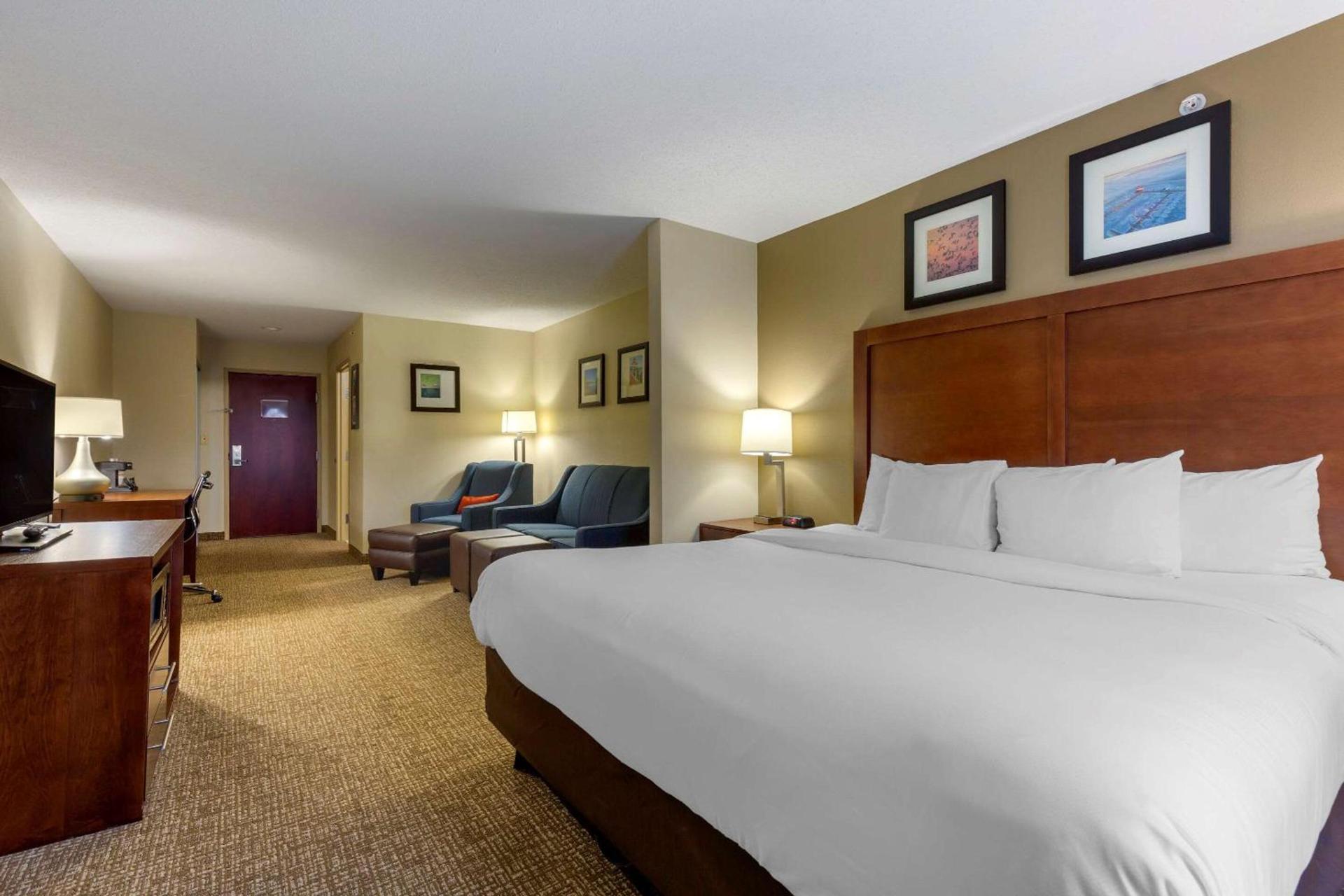 Comfort Inn & Suites Cambridge photo 10