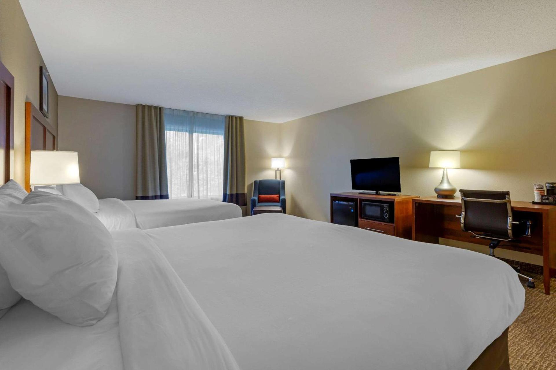 Comfort Inn & Suites Cambridge photo 13