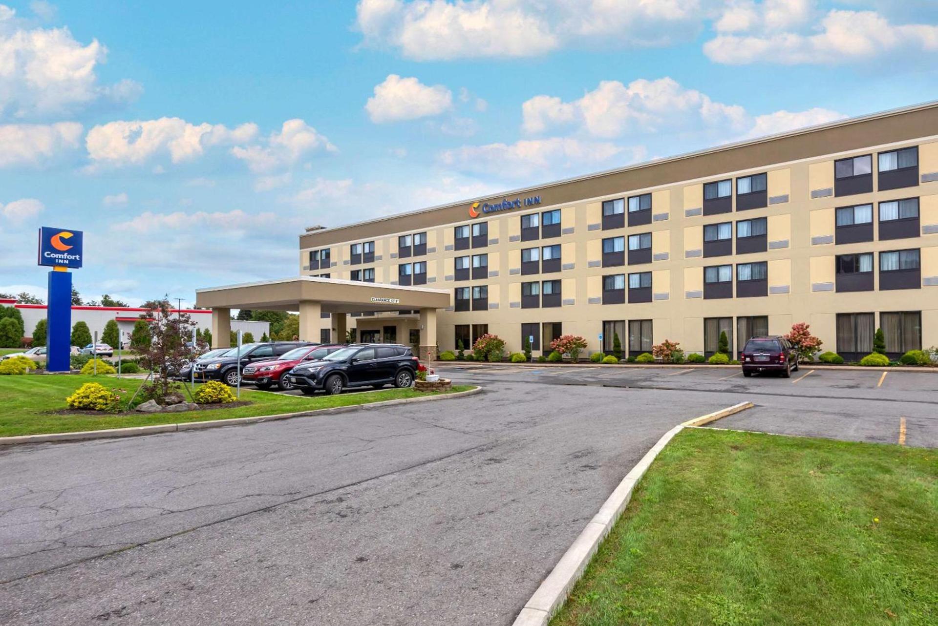 Comfort Inn Binghamton I-81 photo 2