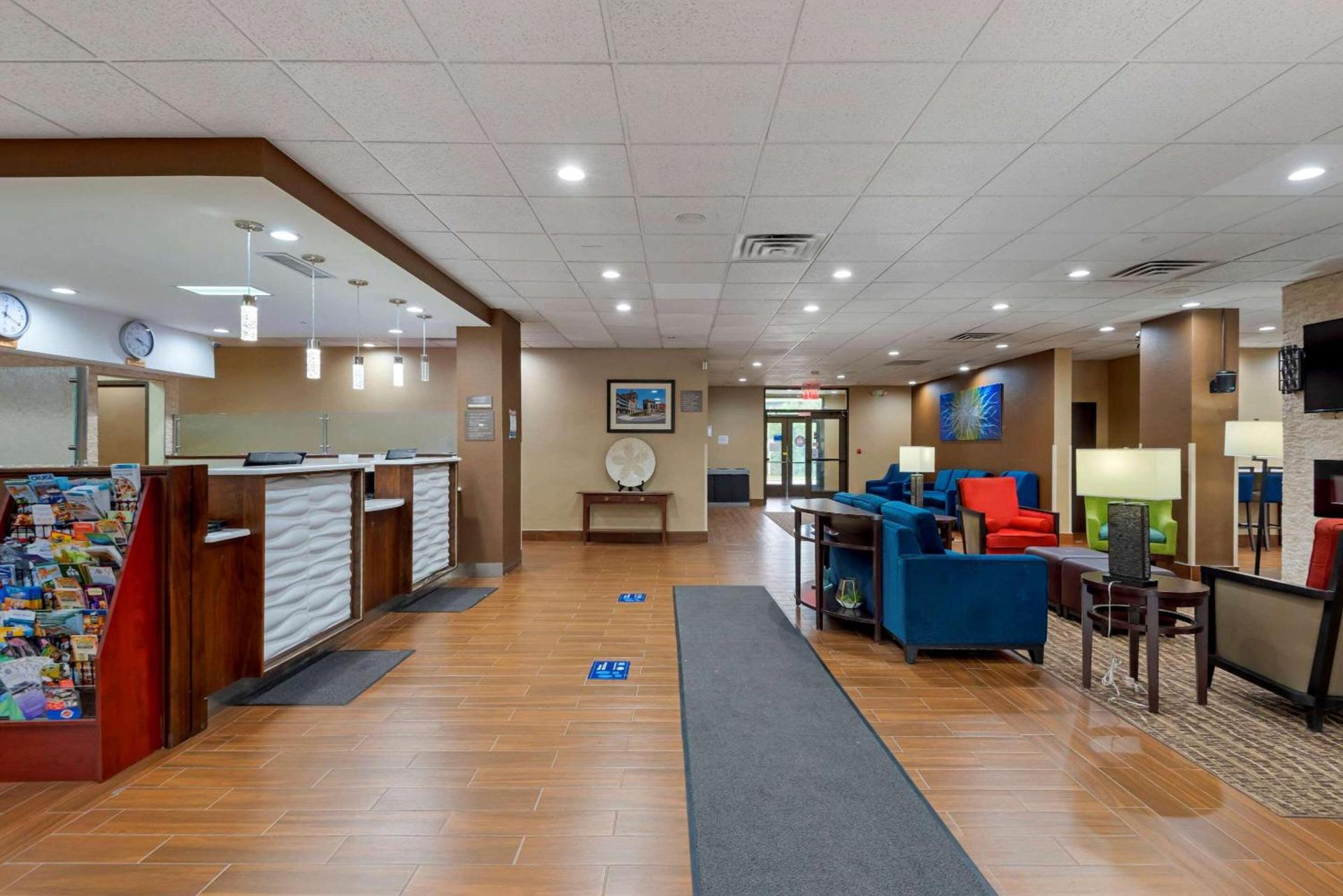 Comfort Inn Binghamton I-81 photo 3
