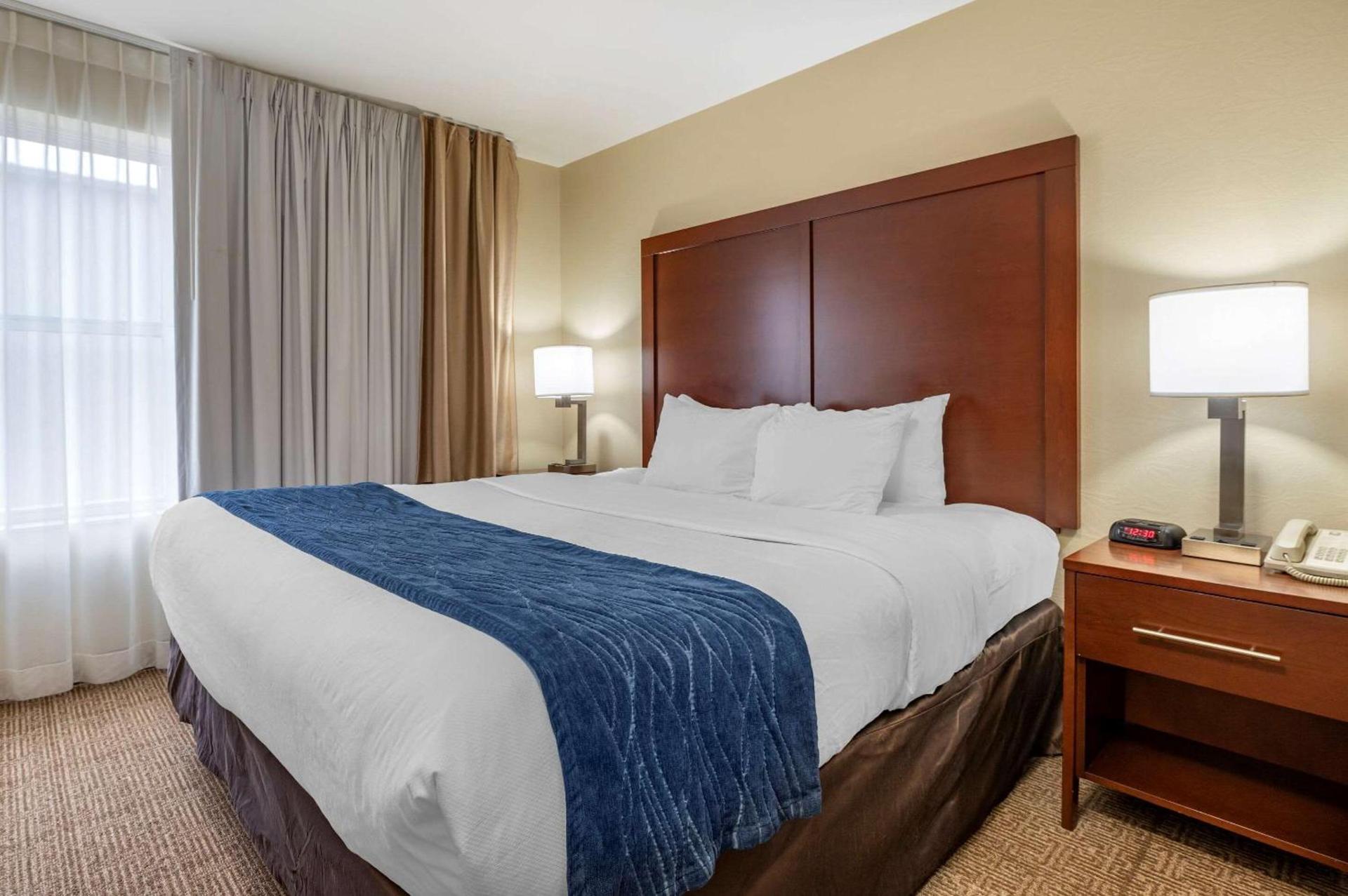 Comfort Inn & Suites Northern Kentucky photo 29