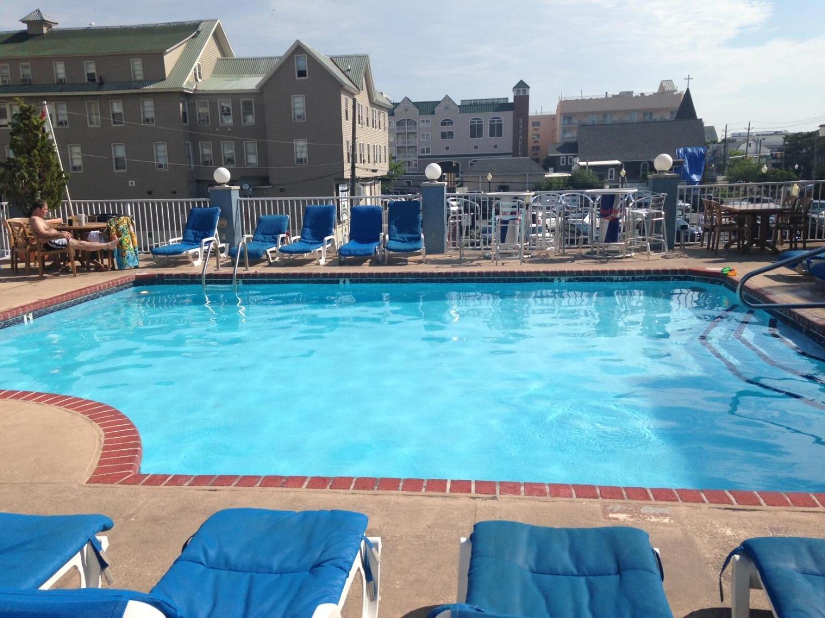 Tidelands Caribbean Boardwalk Hotel and Suites photo 9