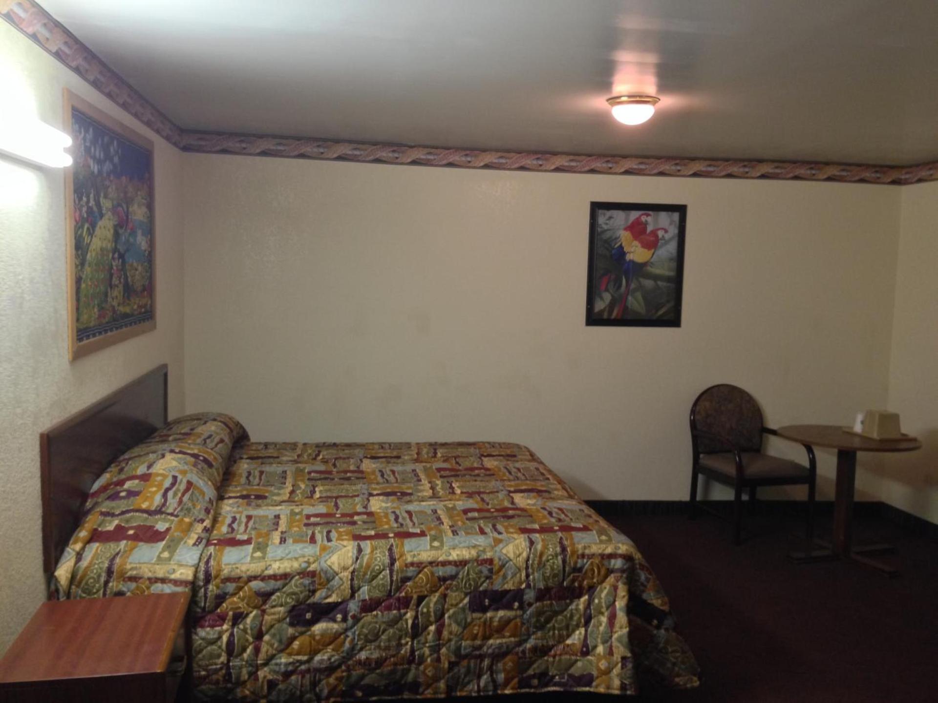 Choice Inn San Antonio photo 5