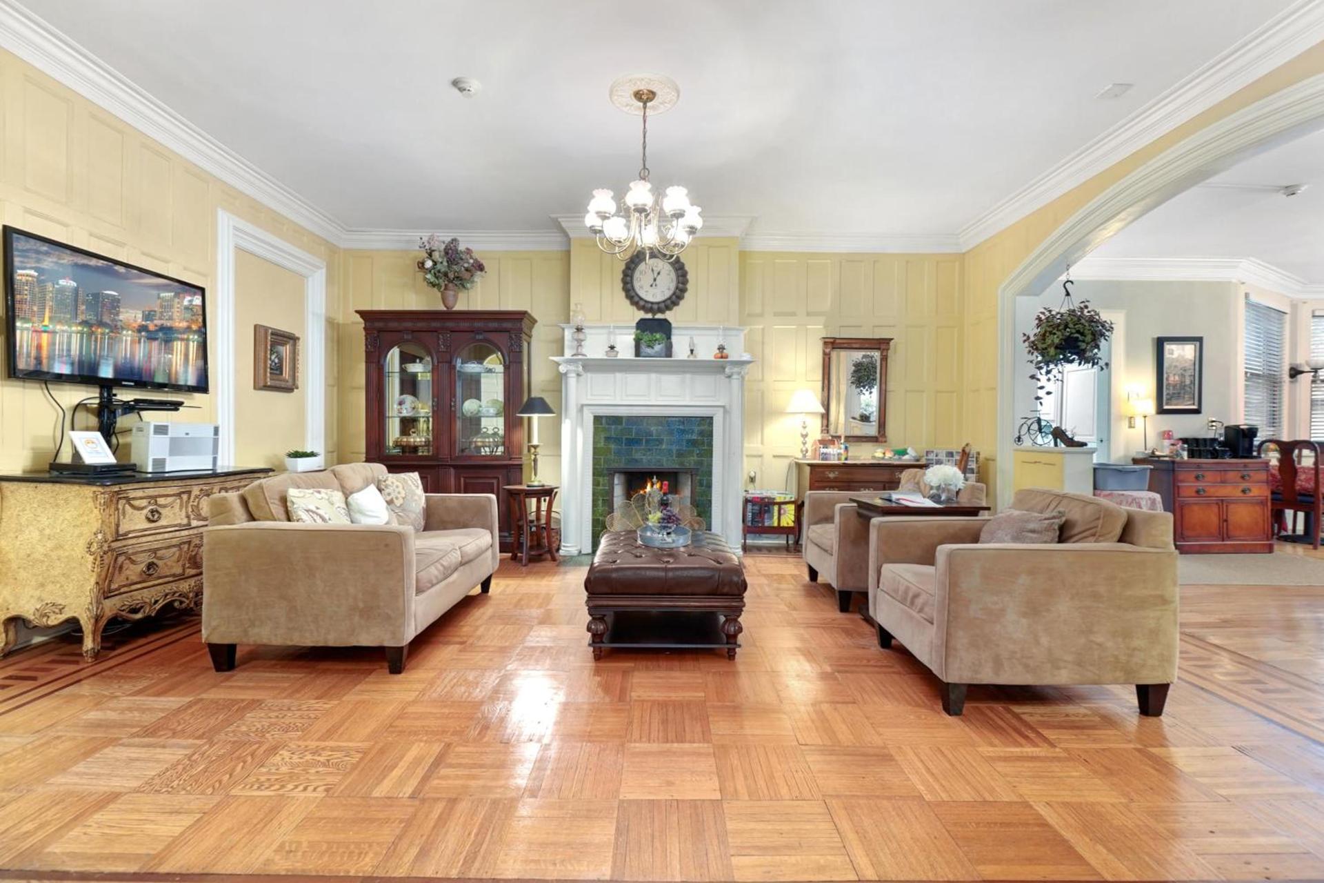 DeBary Inn photo 10