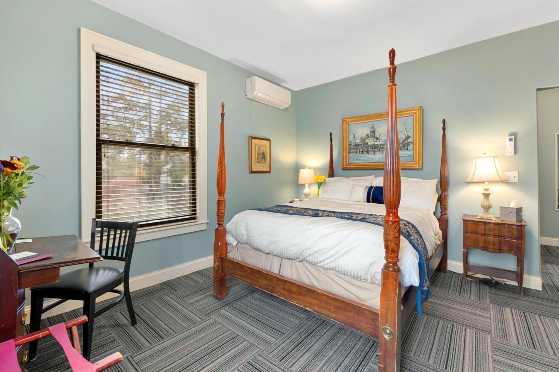 DeBary Inn photo 28