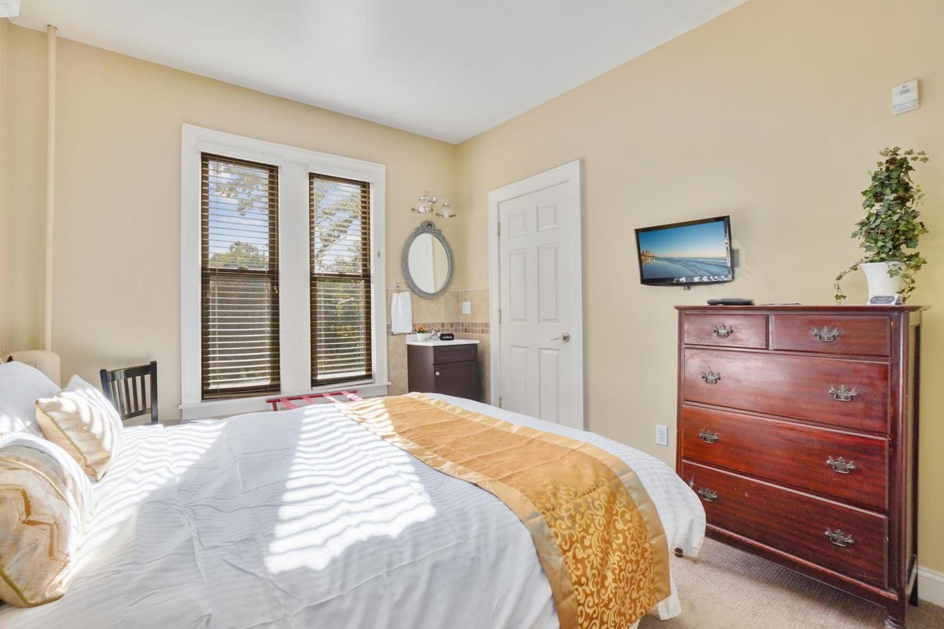 DeBary Inn photo 71