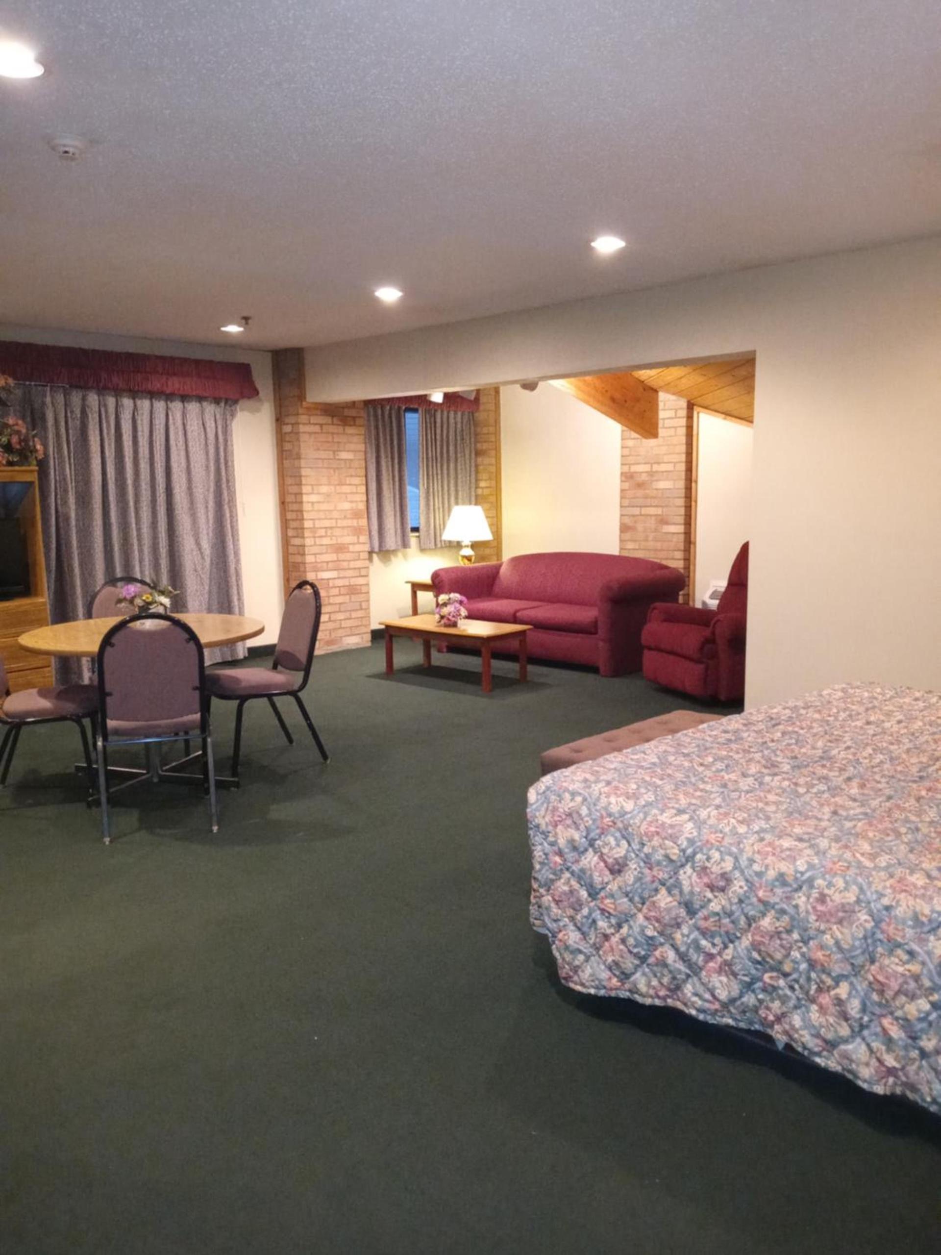New Martinsville Inn photo 6