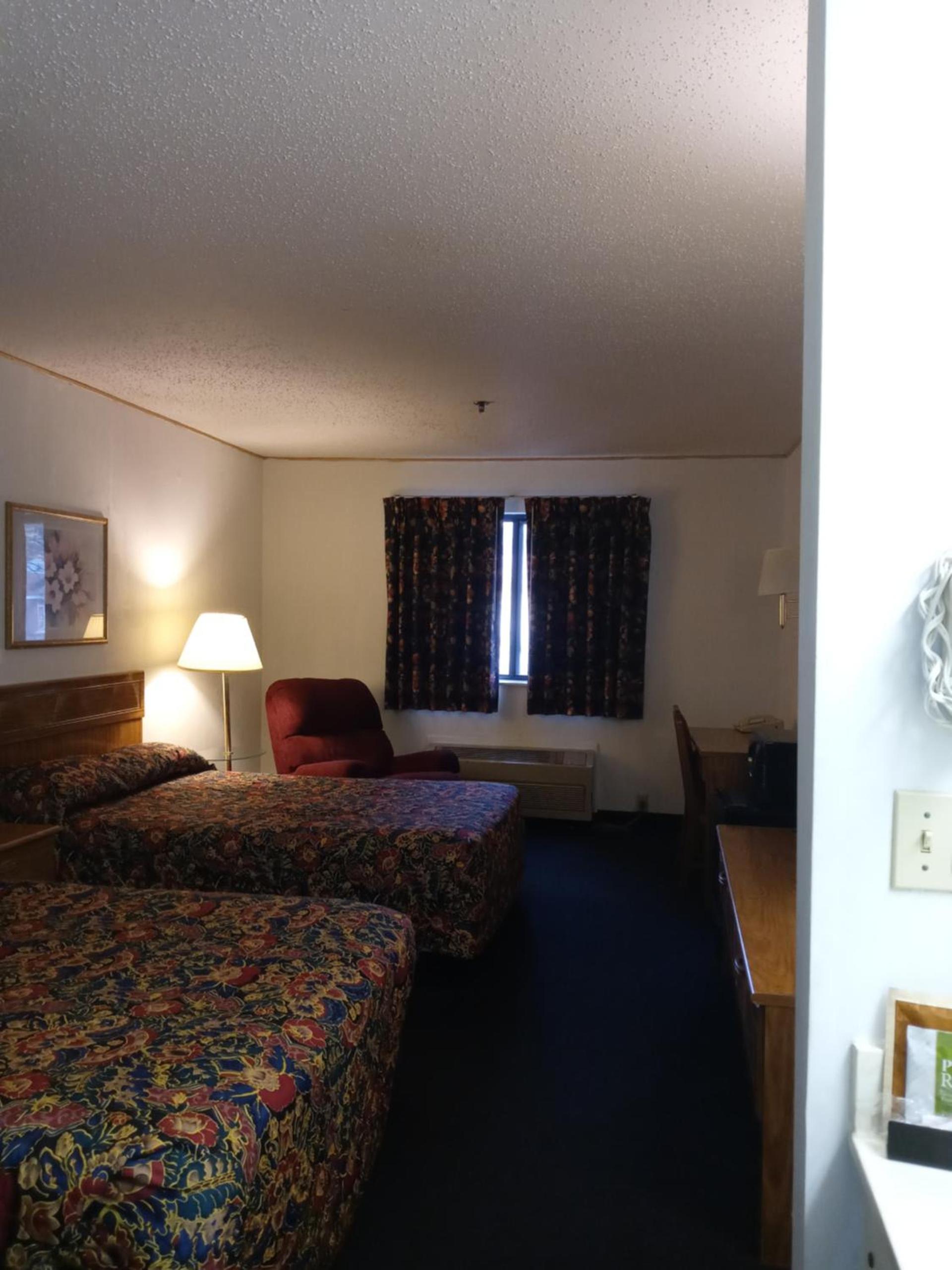 New Martinsville Inn photo 8