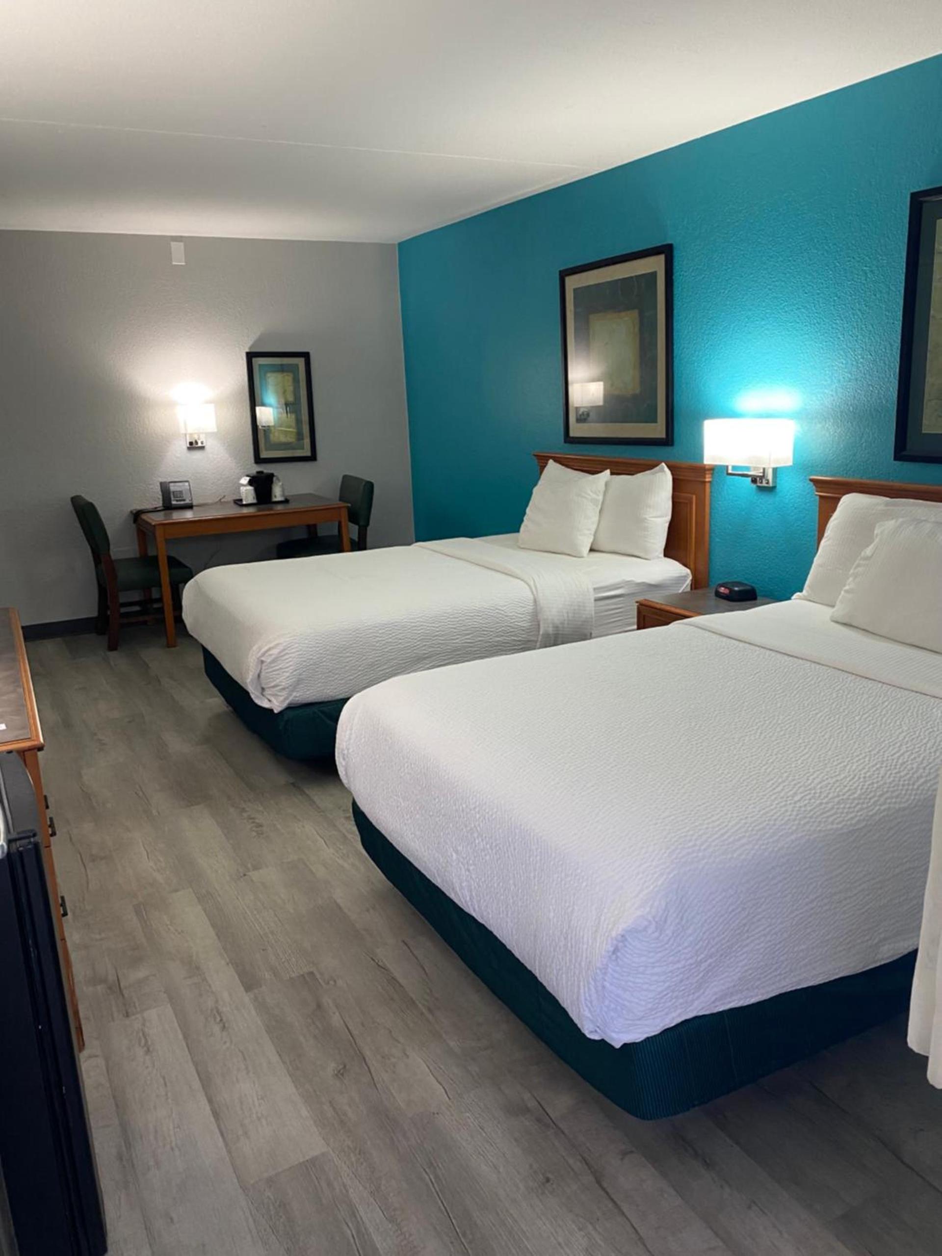 La Quinta Inn by Wyndham Tyler photo 20