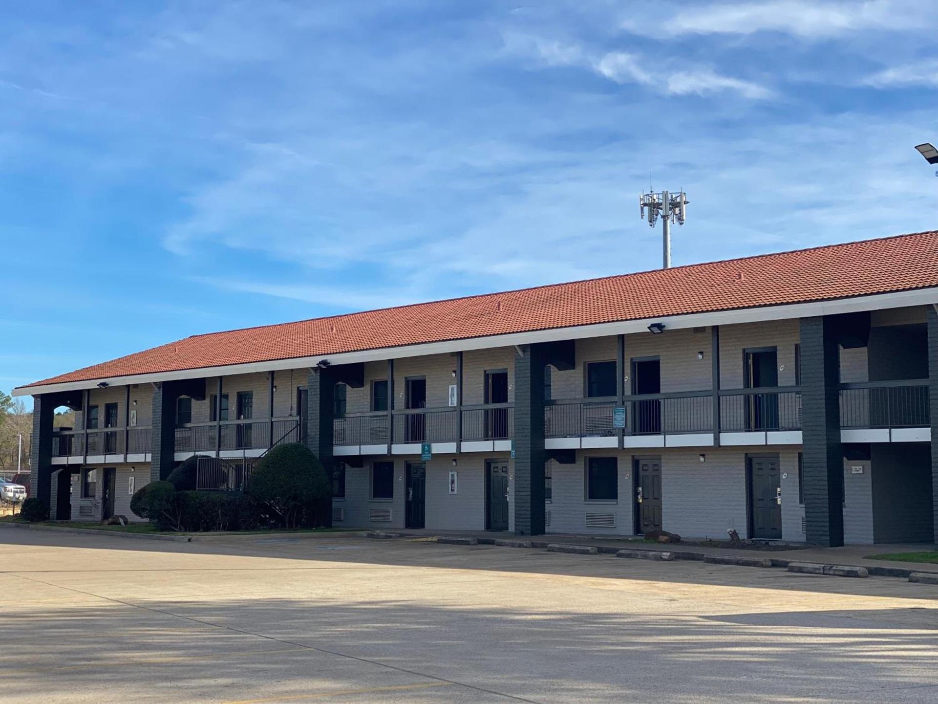 La Quinta Inn by Wyndham Tyler photo 25