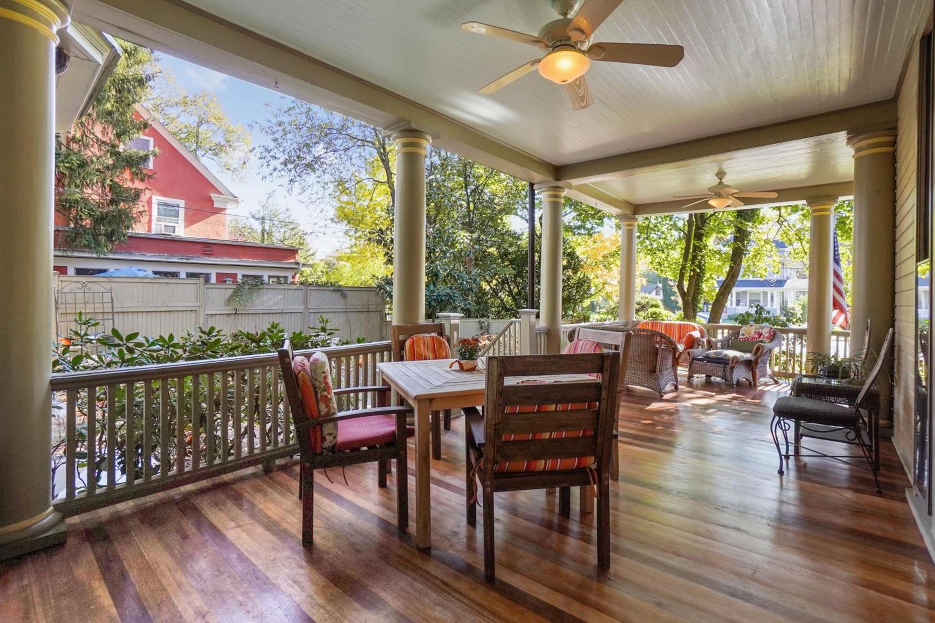 DeBary Inn photo 21