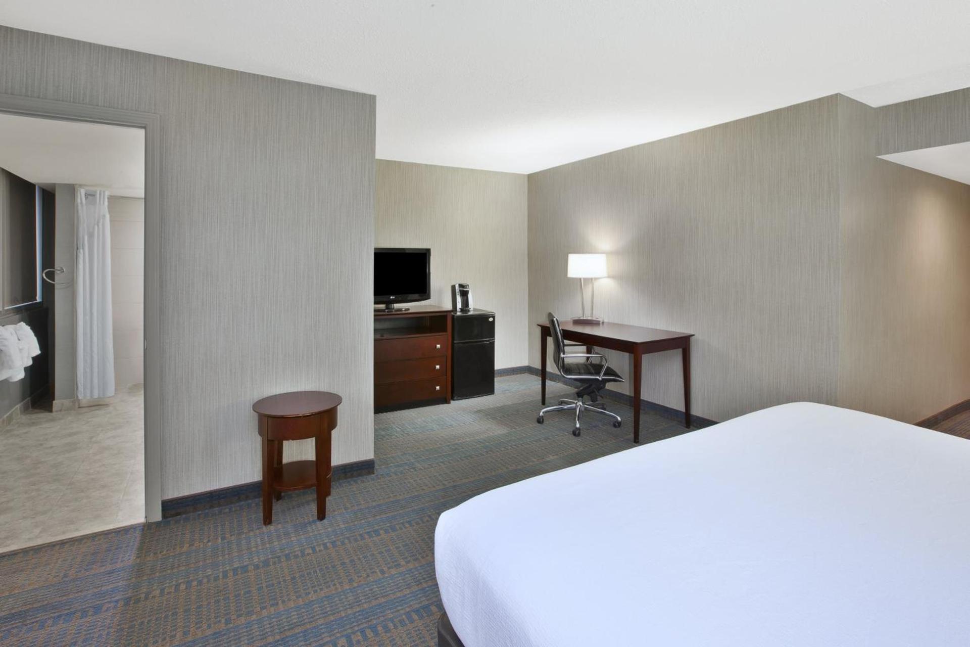 Holiday Inn Columbus Dwtn-Capitol Square by IHG photo 53
