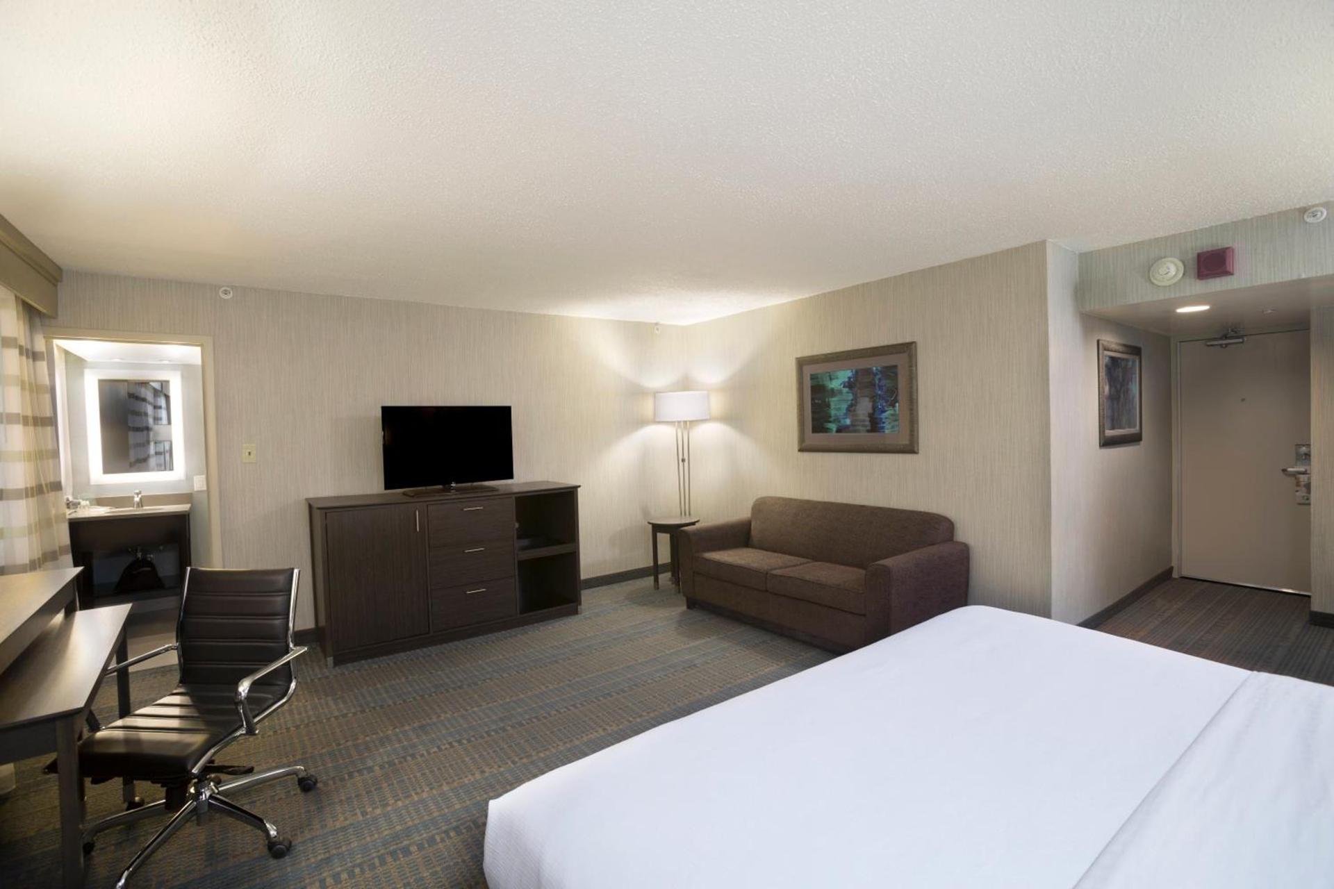 Holiday Inn Columbus Dwtn-Capitol Square by IHG photo 41