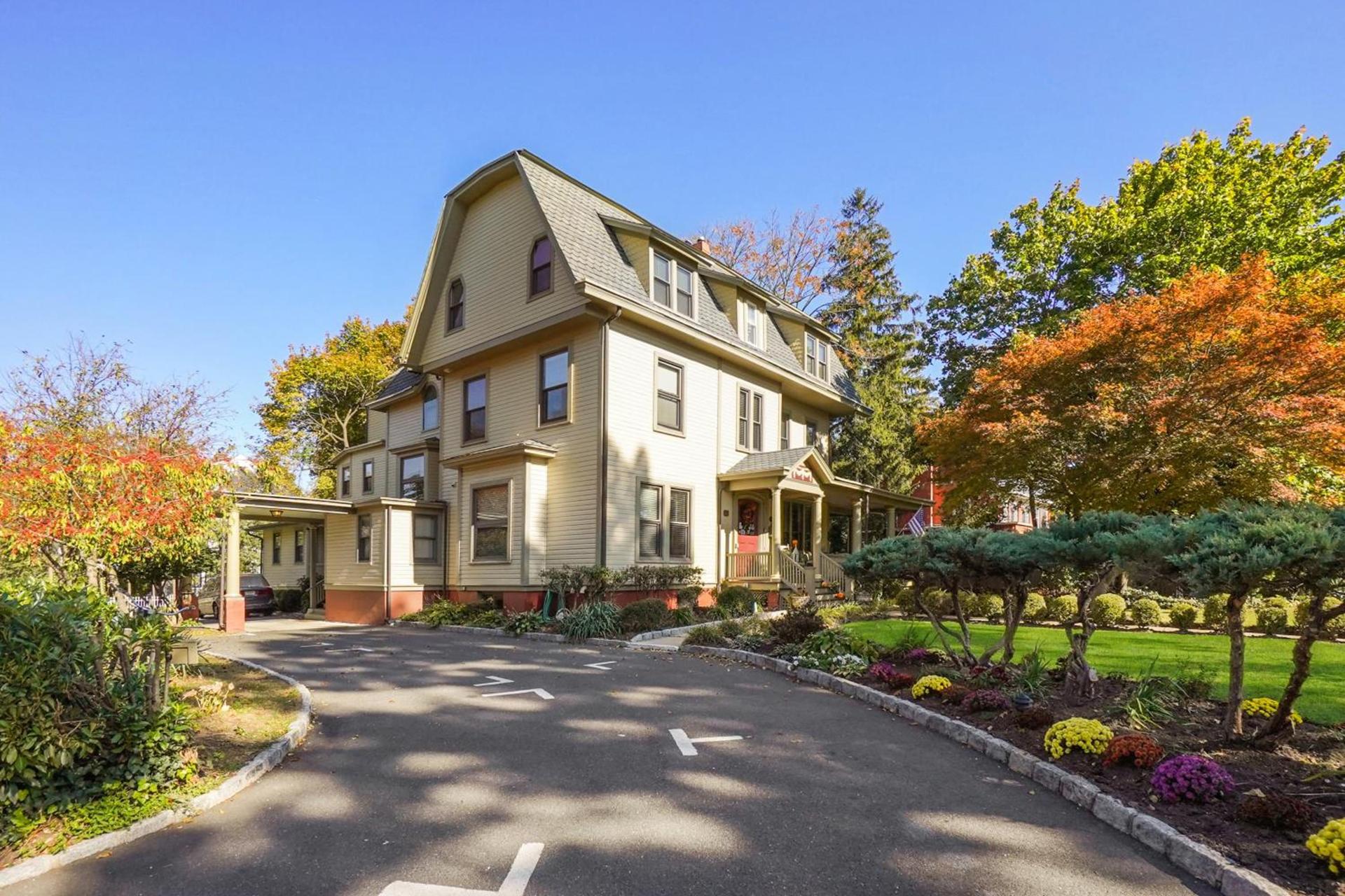 DeBary Inn photo 46