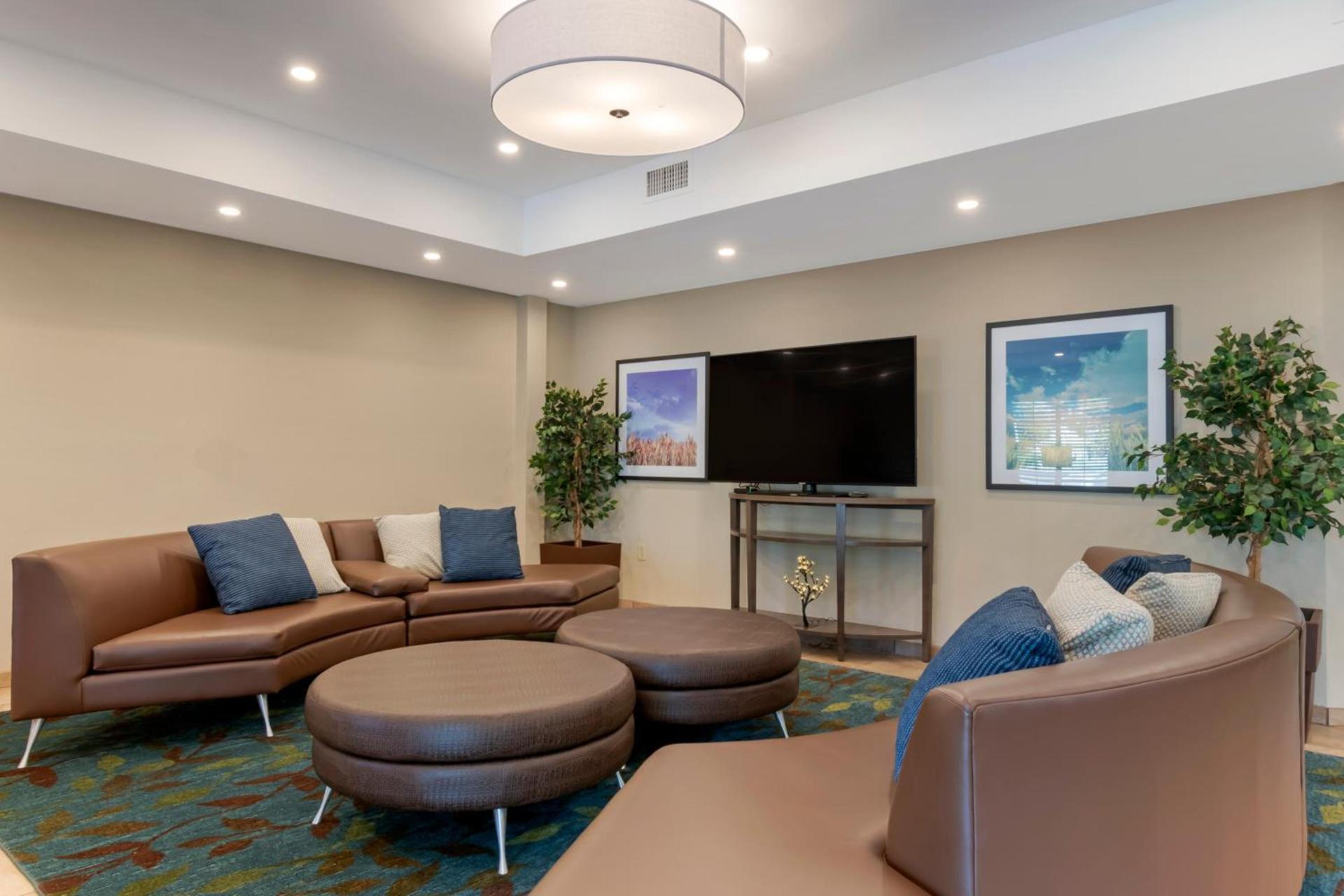 Candlewood Suites Reading by IHG photo 3