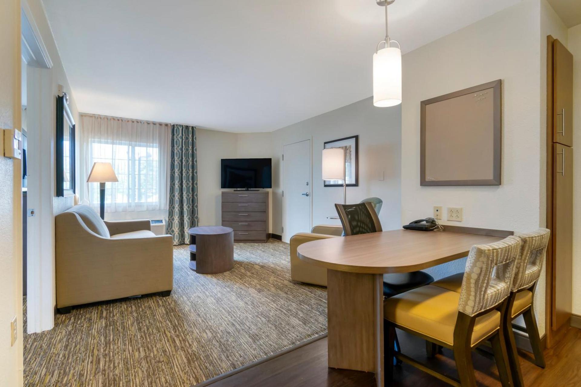 Candlewood Suites Reading by IHG photo 24
