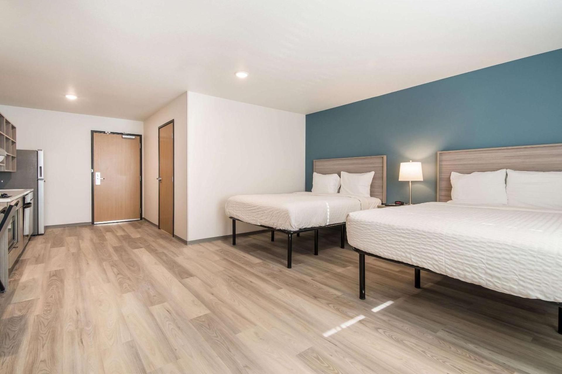 WoodSpring Suites Portland Vancouver photo 11