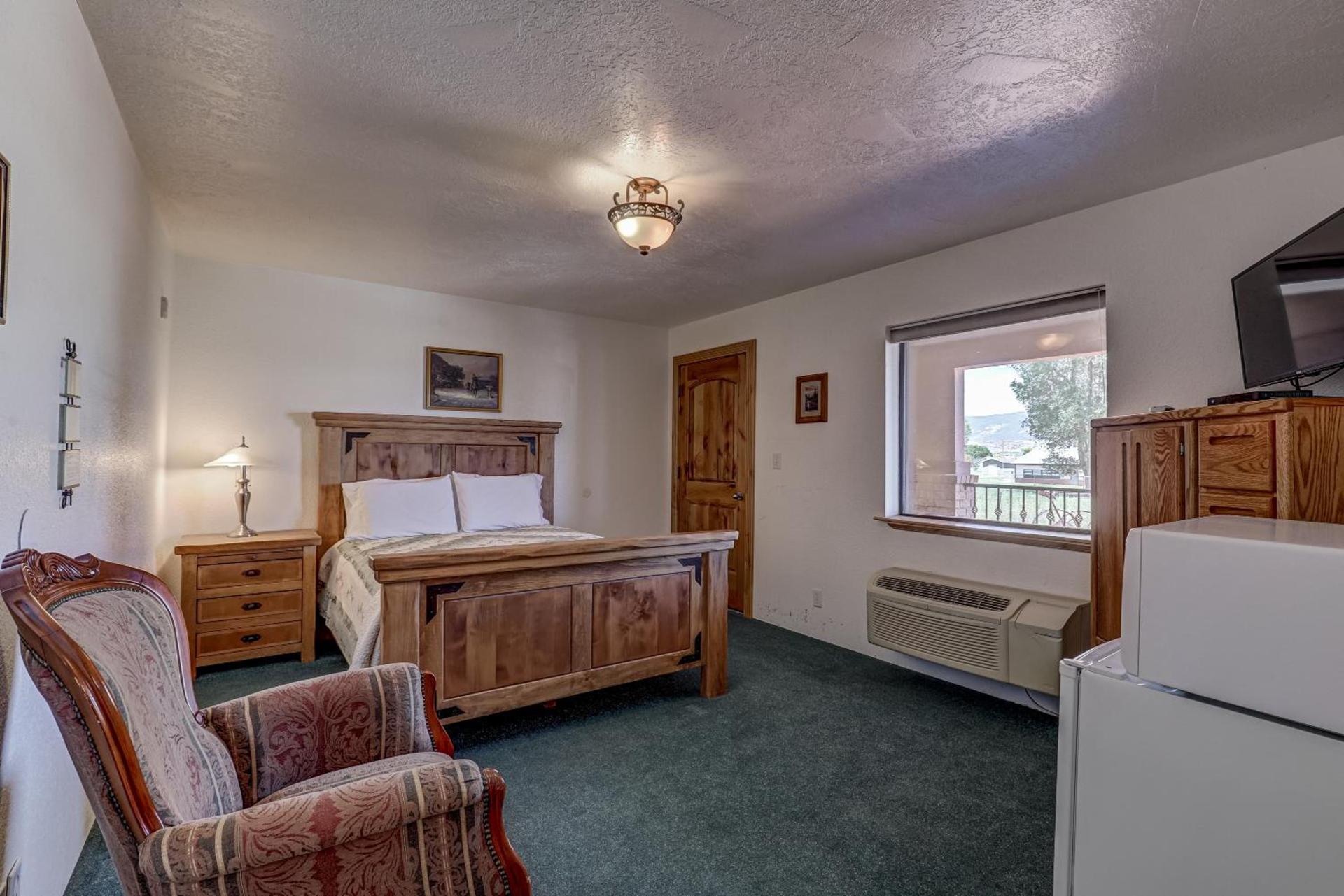 THE SNUGGLE INN photo 9
