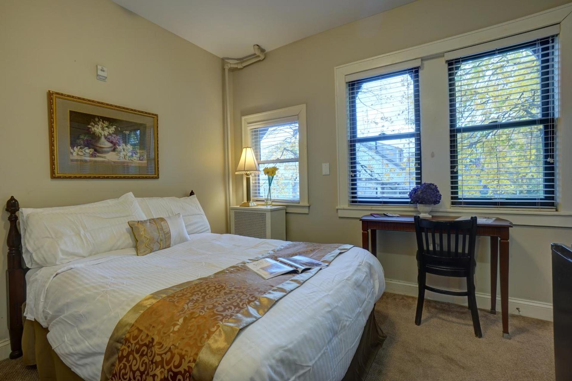 DeBary Inn photo 55