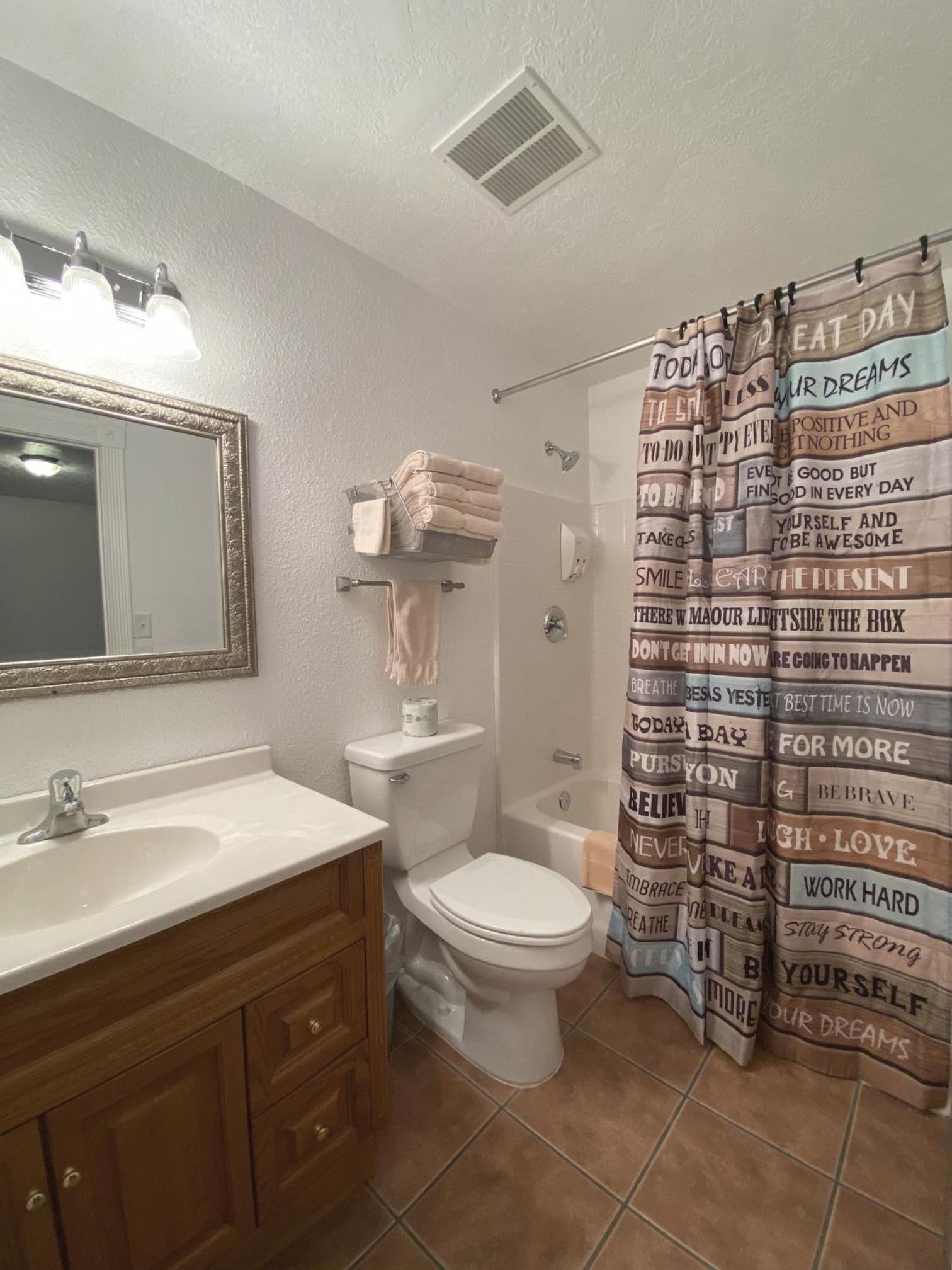 THE SNUGGLE INN photo 53