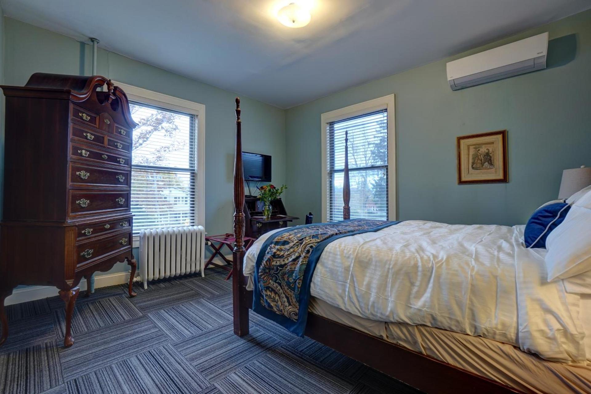DeBary Inn photo 60