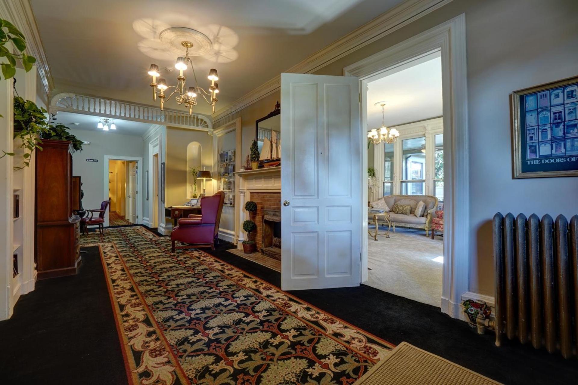 DeBary Inn photo 51