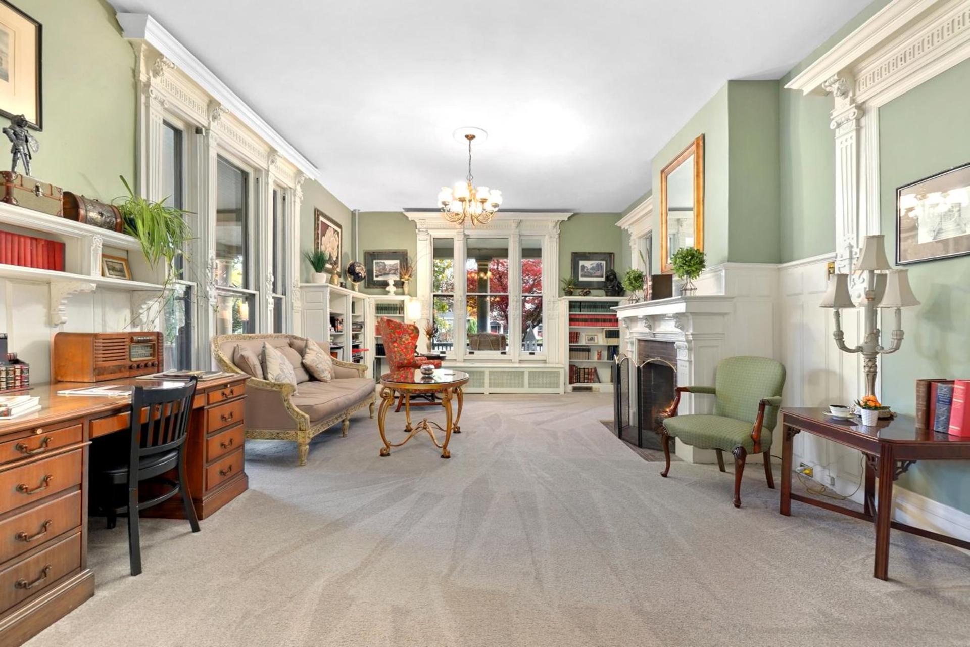 DeBary Inn photo 11