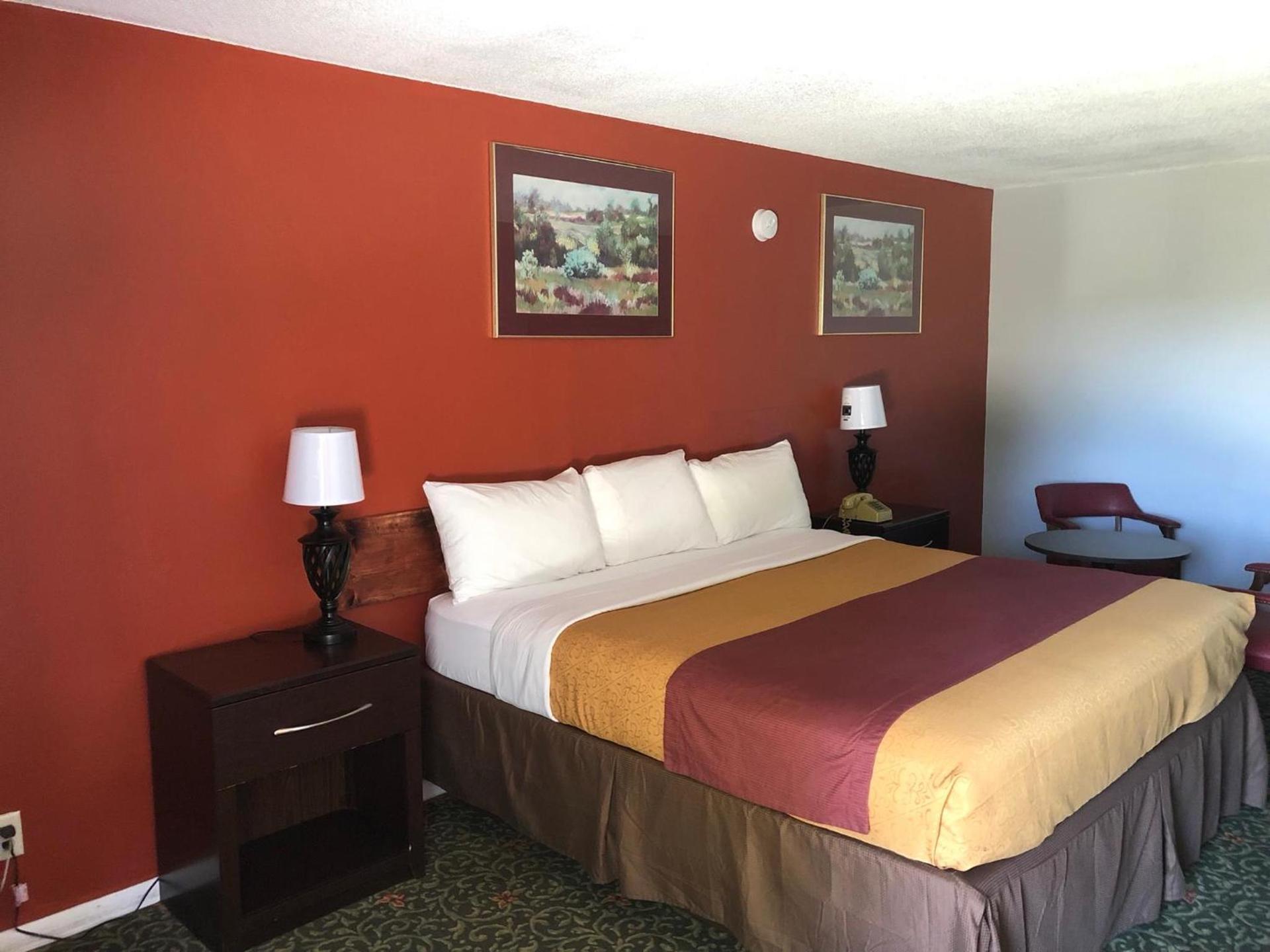 Budget Host Inn photo 36