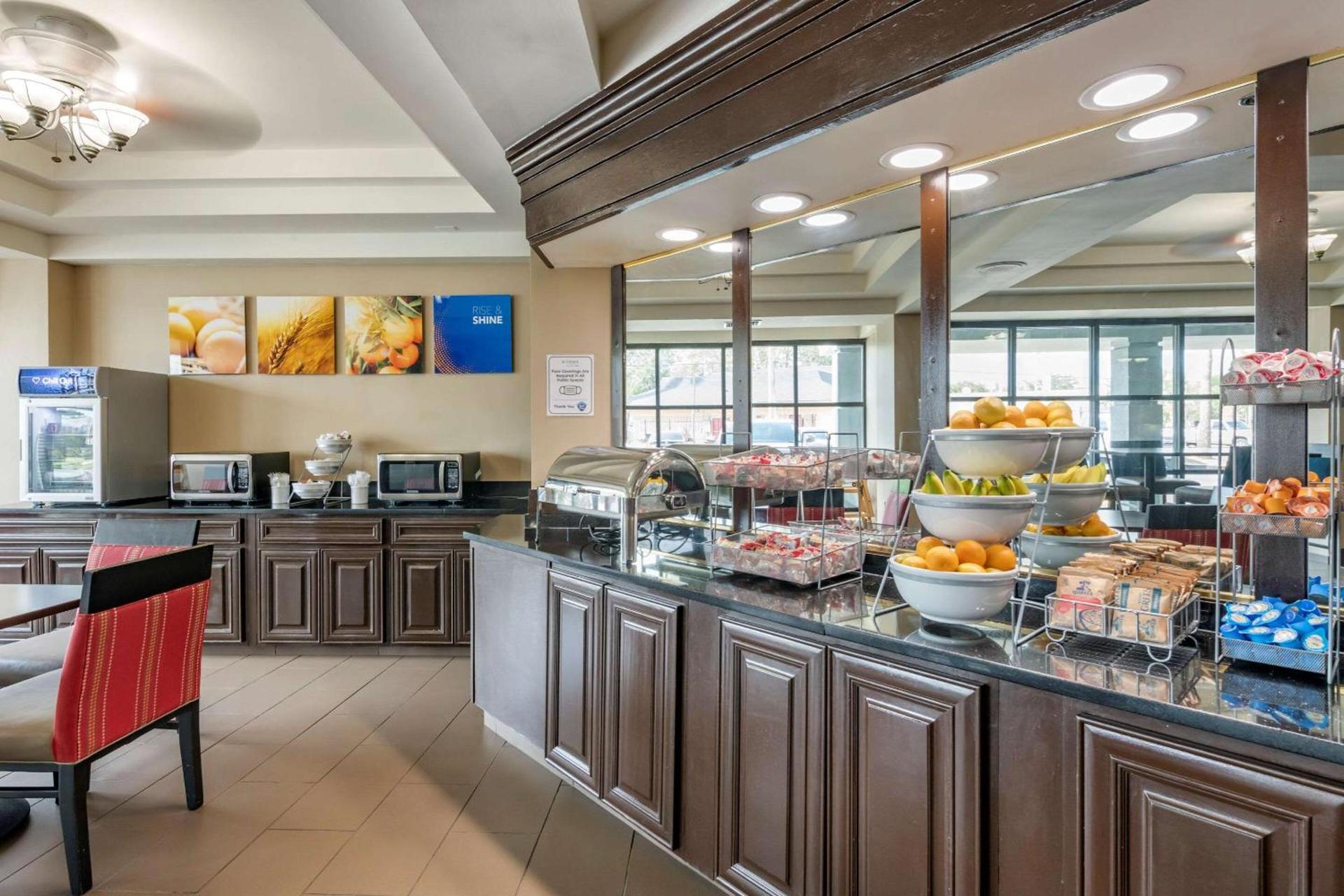 Comfort Suites Baymeadows Near Butler Blvd photo 23