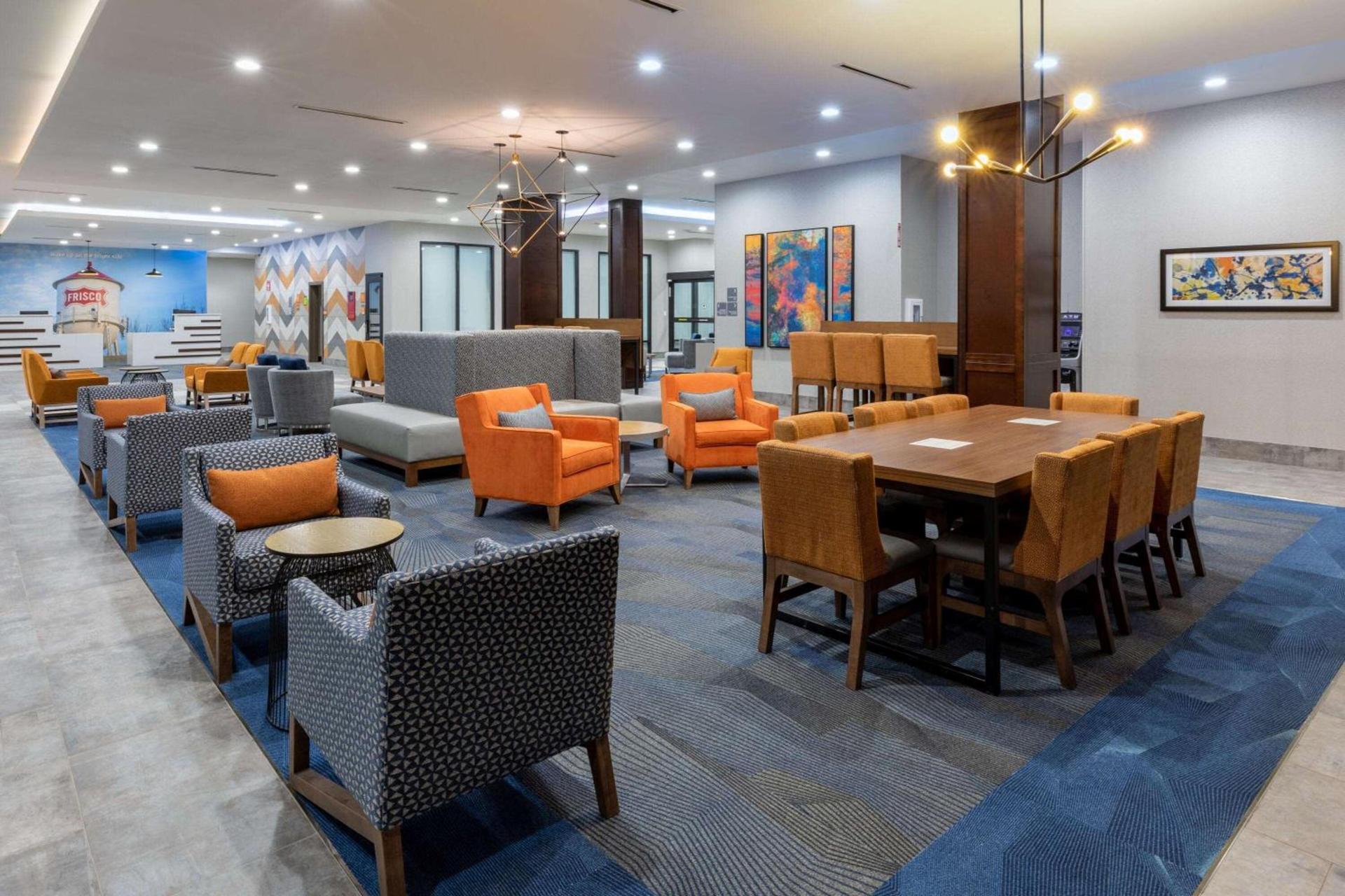 La Quinta Inn & Suites by Wyndham Dallas - Frisco Stadium photo 12