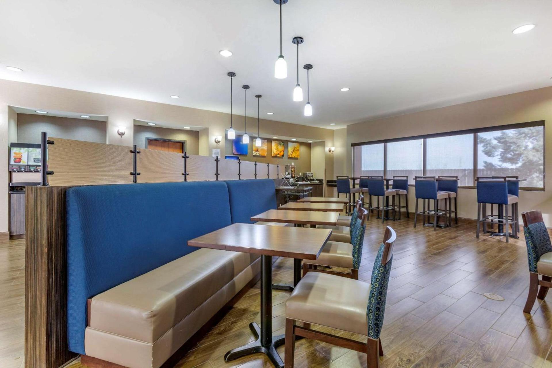 Comfort Suites Hobbs photo 29