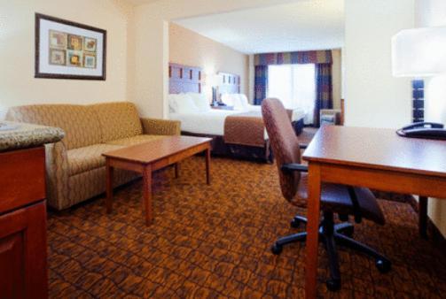 Holiday Inn Express Hotel & Suites Mount Airy by IHG photo 6