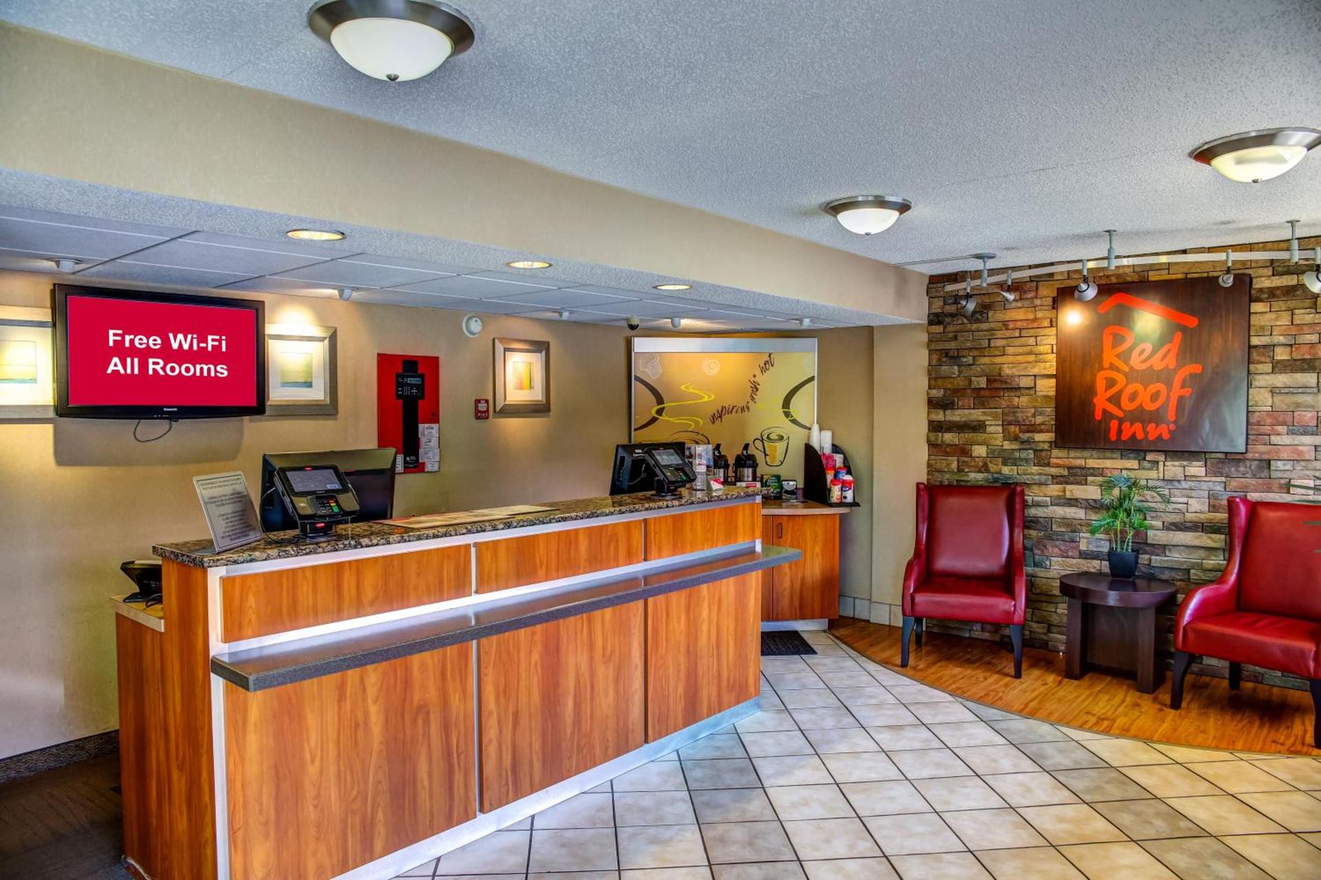Red Roof Inn Pensacola - I-10 at Davis Highway photo 7