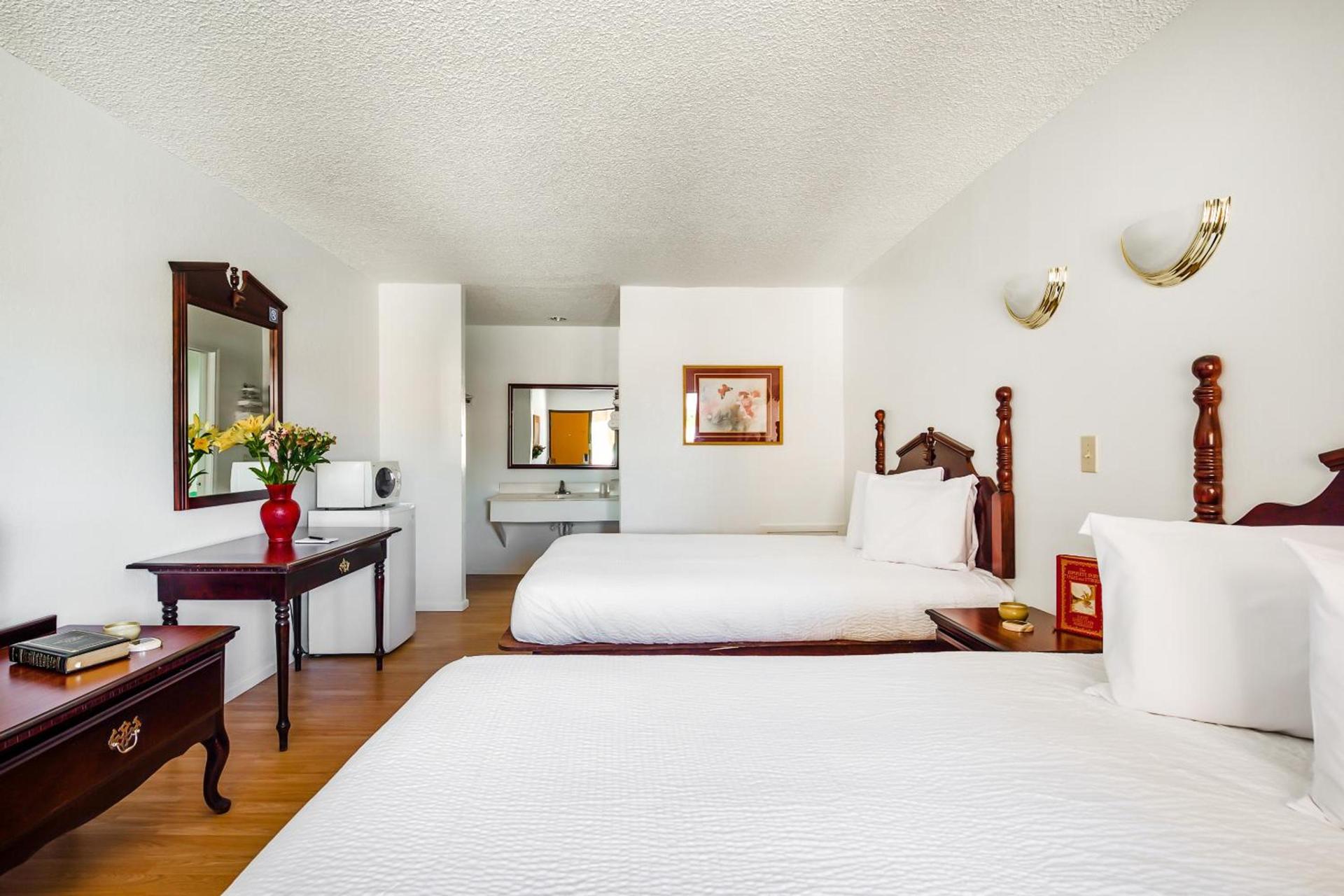 OYO Hotel Groesbeck photo 23
