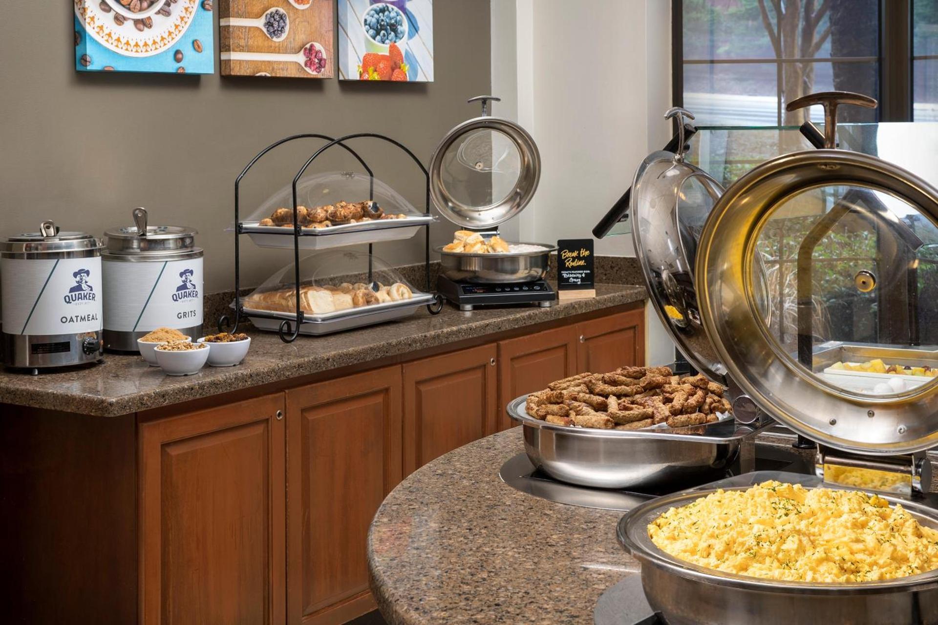 Staybridge Suites North Charleston by IHG photo 16