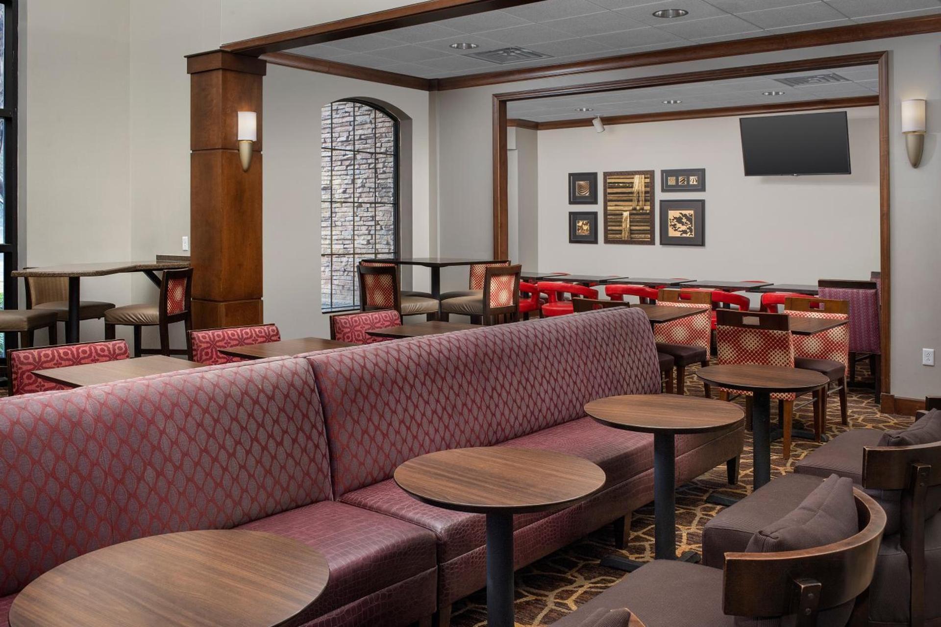 Staybridge Suites North Charleston by IHG photo 43