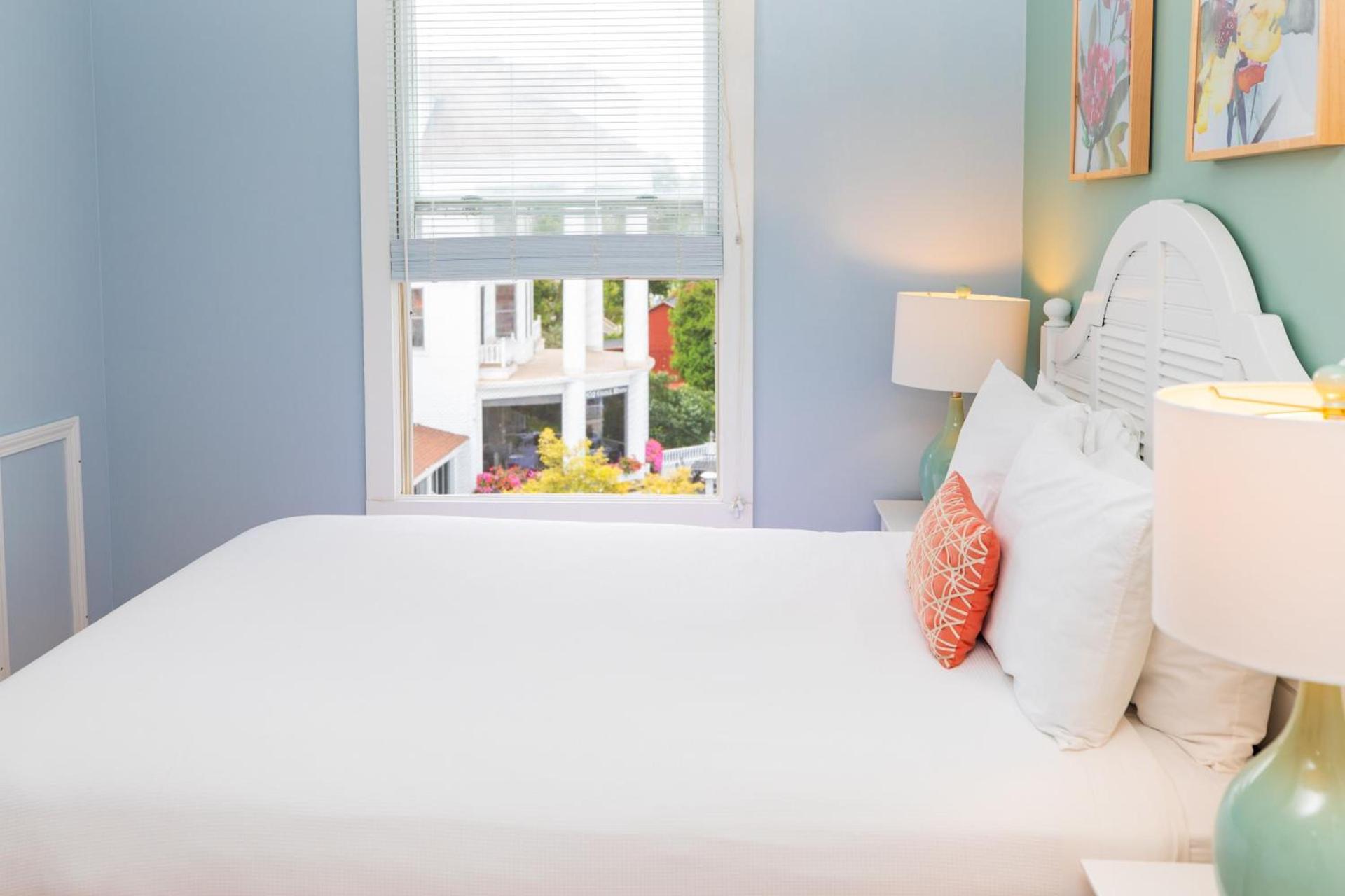 Island House Hotel photo 16